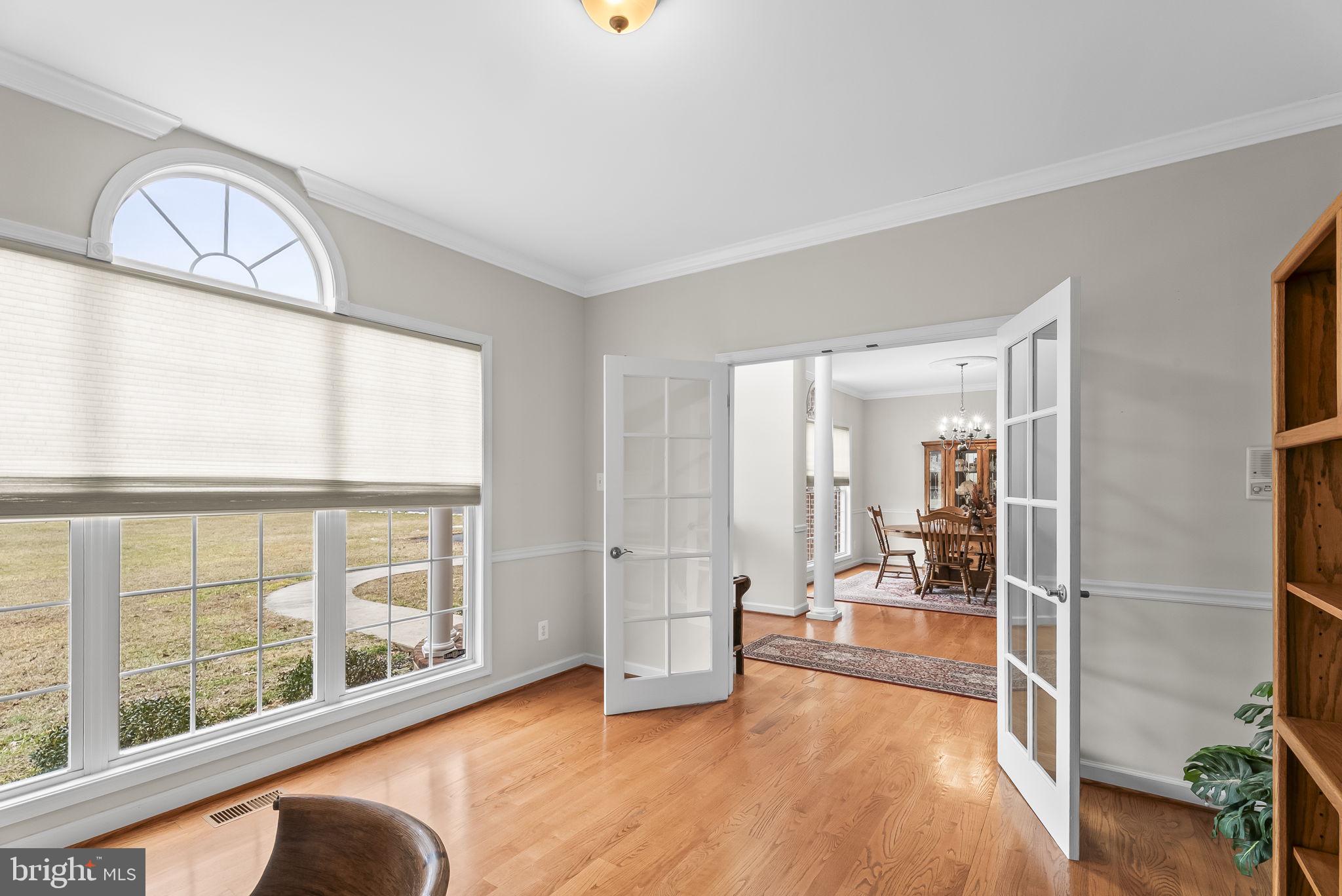 LAKE JAMESON - Residential