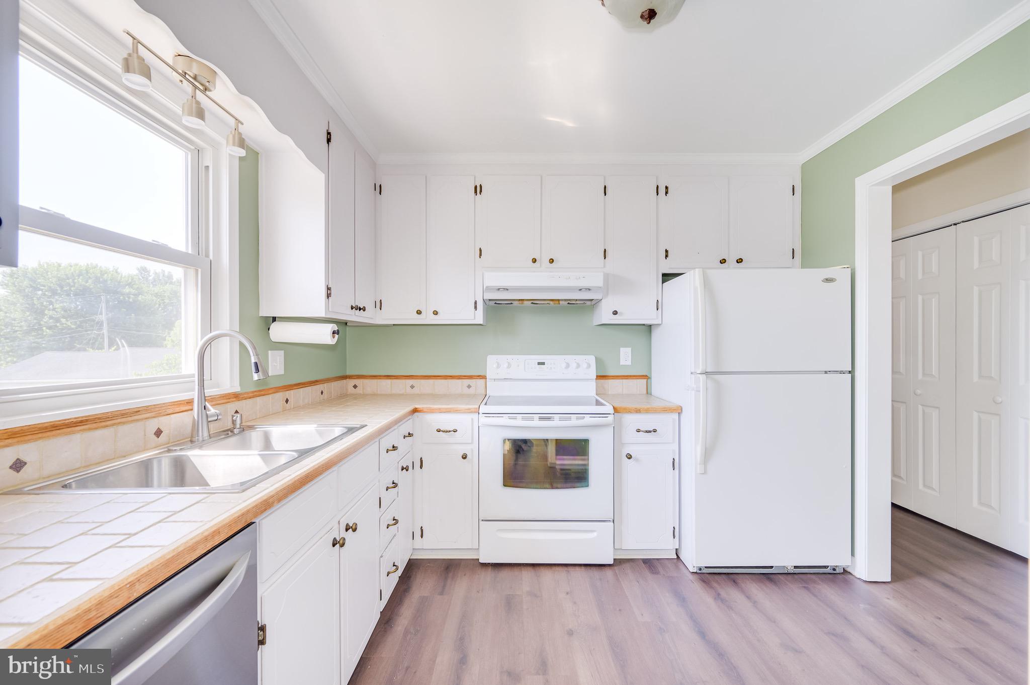 PIKEVIEW ACRES WEST - Residential