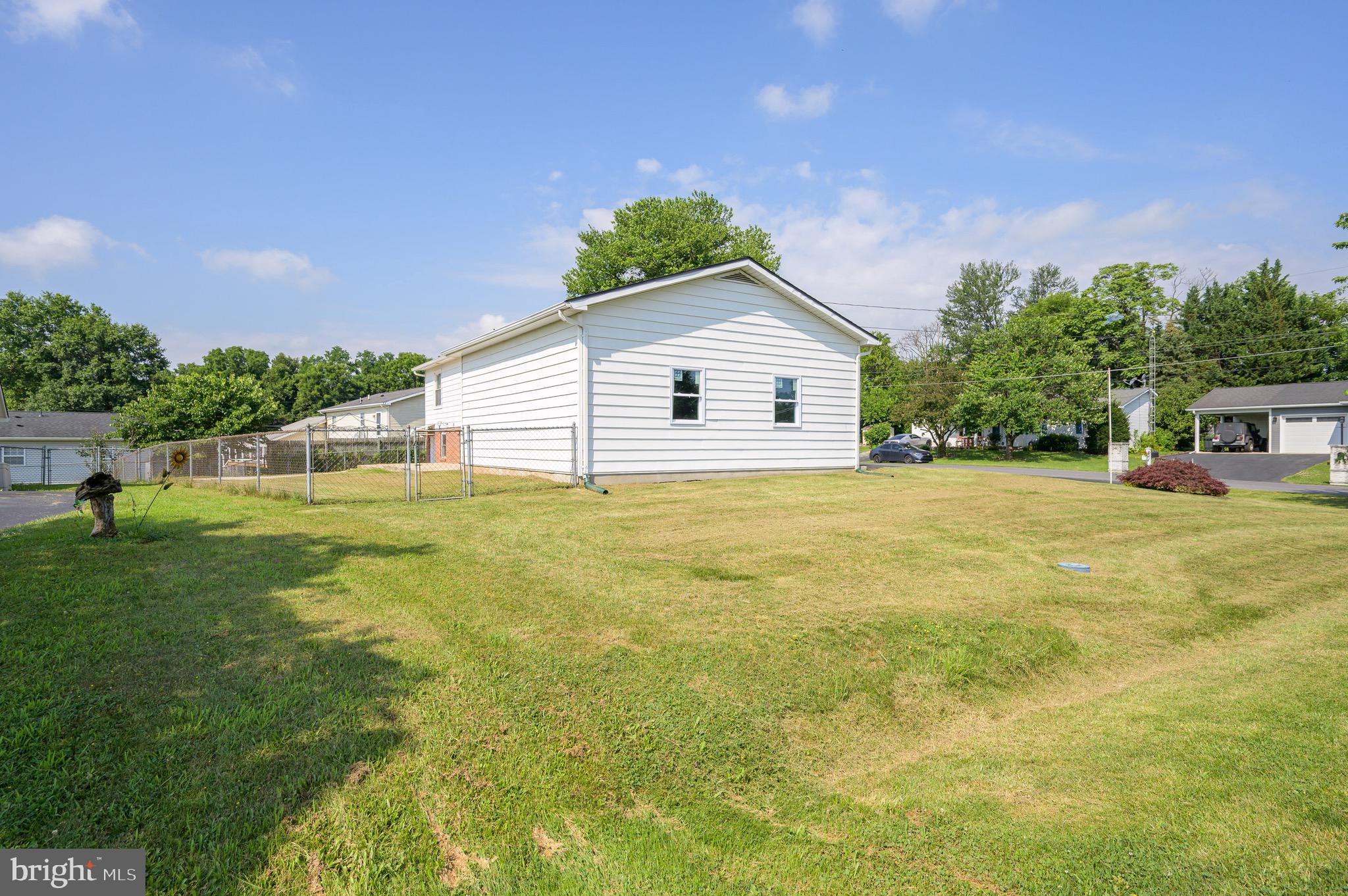 PIKEVIEW ACRES WEST - Residential