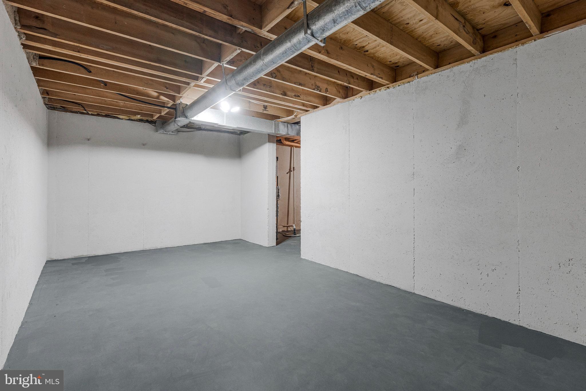 STRATTON WOODS - Residential