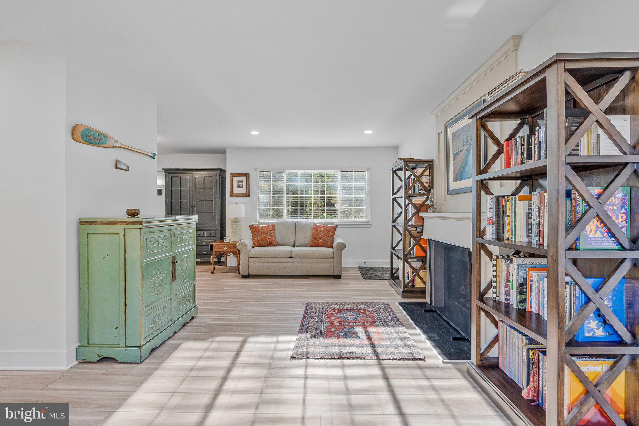 STRATTON WOODS - Residential