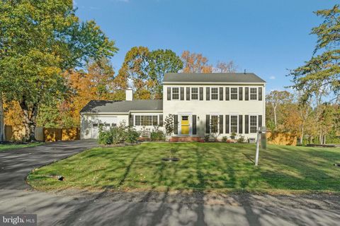 2330 ARCHDALE ROAD RESTON VA 20191
