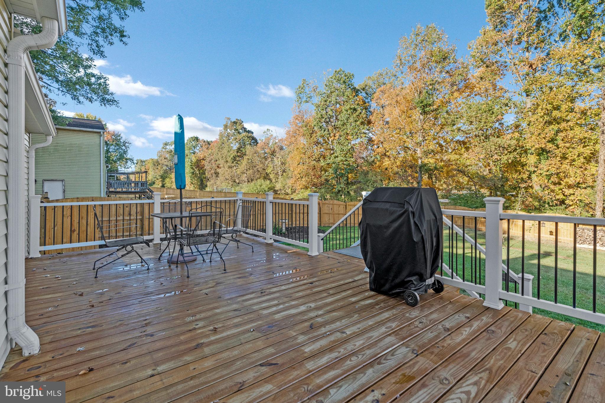 STRATTON WOODS - Residential