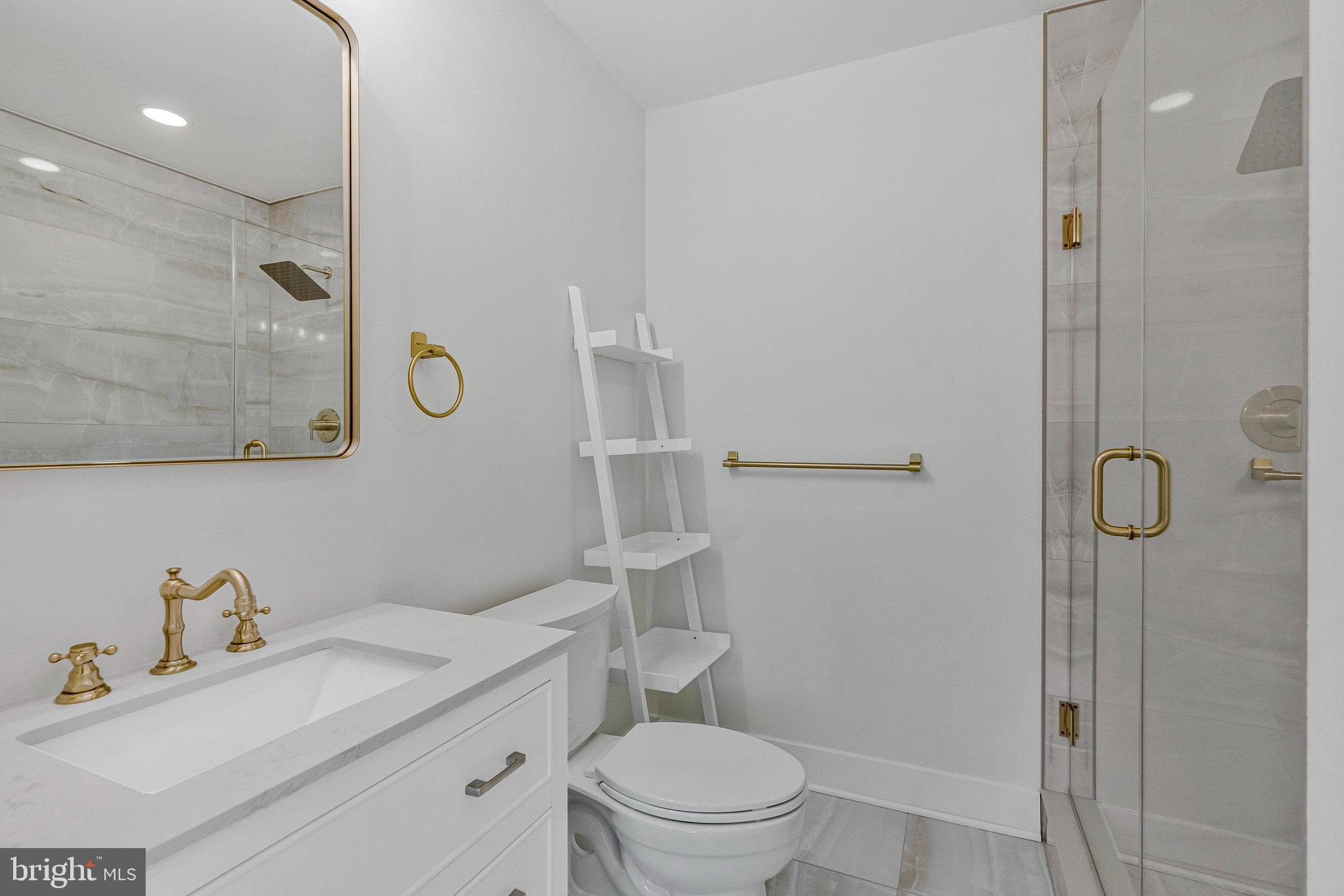 STRATTON WOODS - Residential