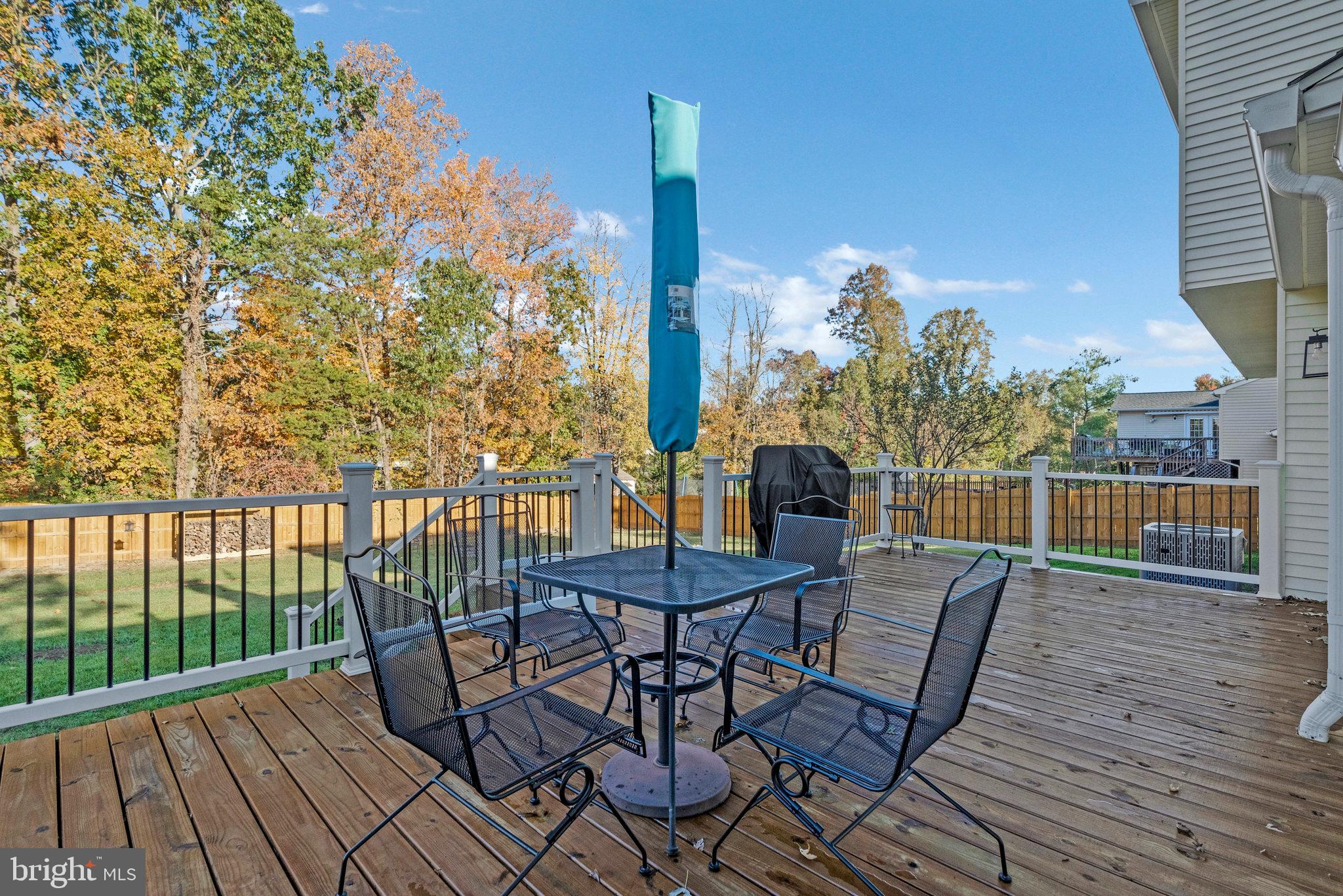 STRATTON WOODS - Residential