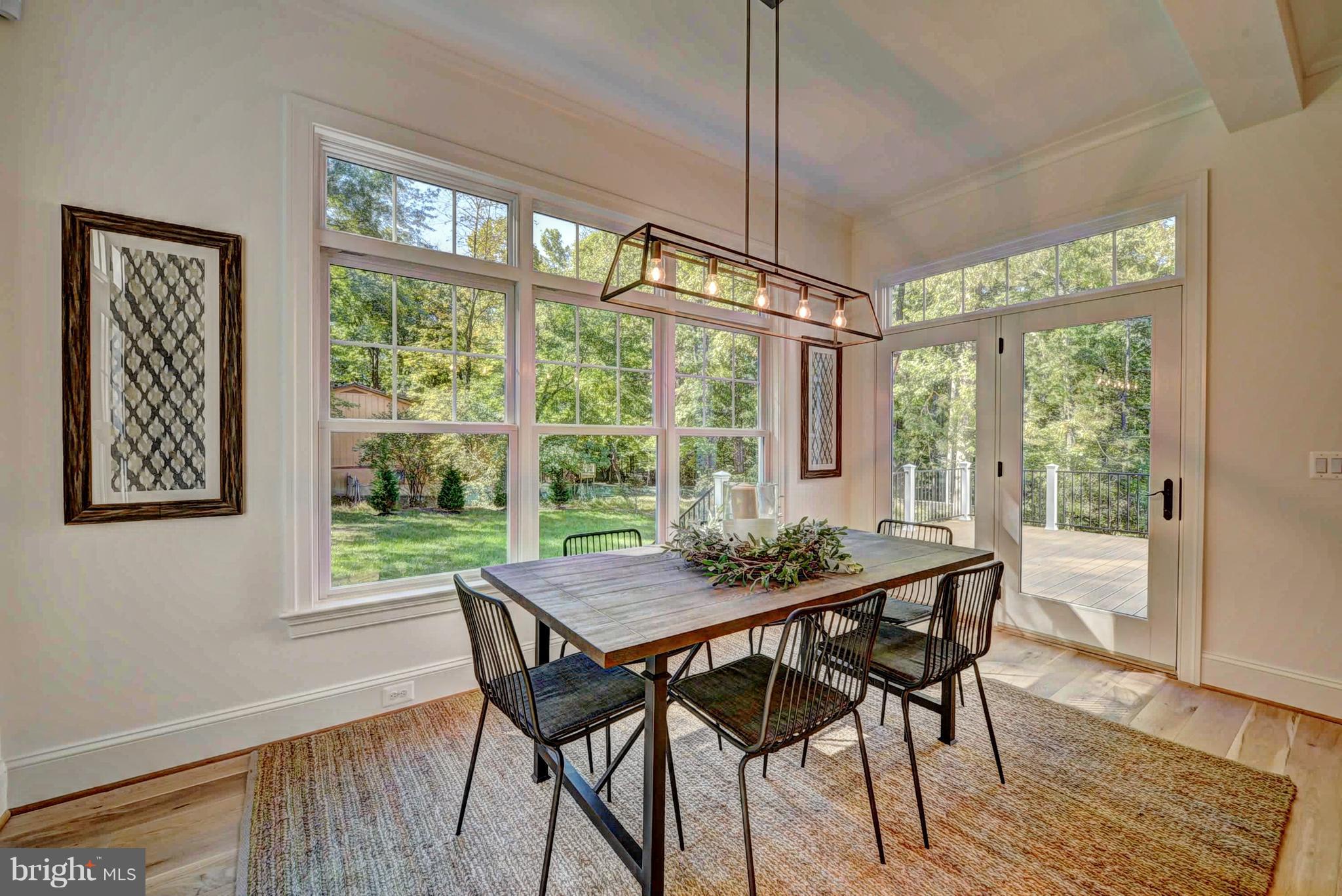 MC HENRY HEIGHTS - Residential