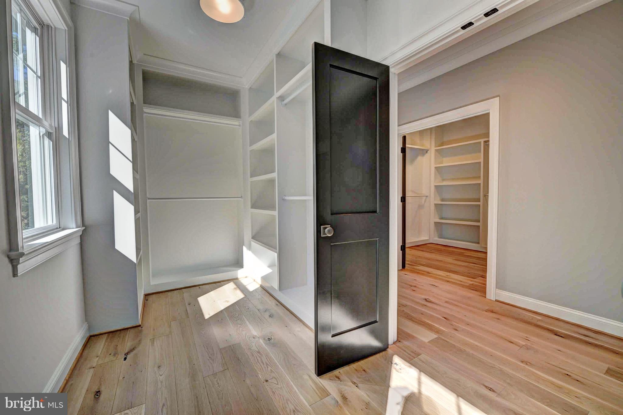 MC HENRY HEIGHTS - Residential