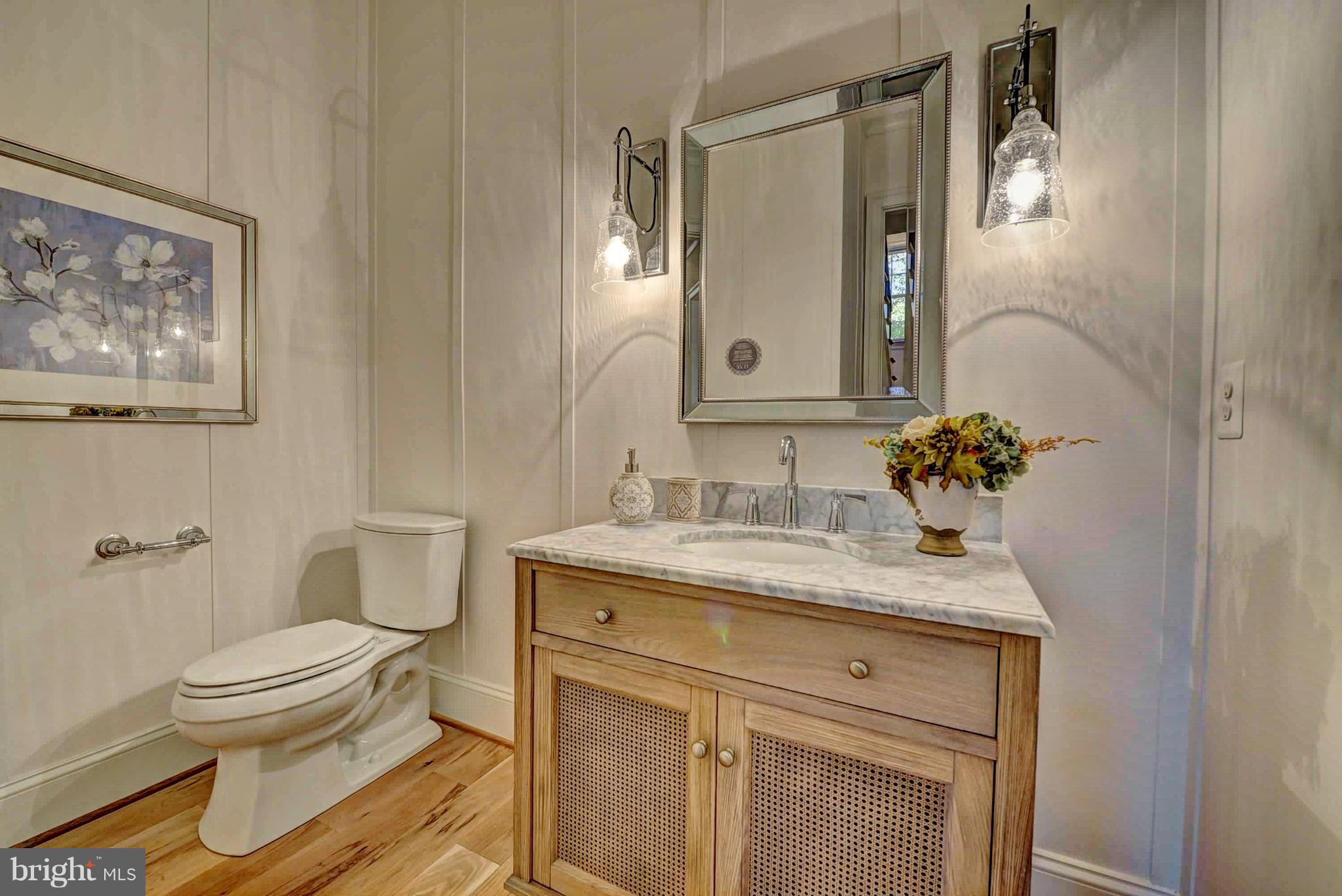 MC HENRY HEIGHTS - Residential