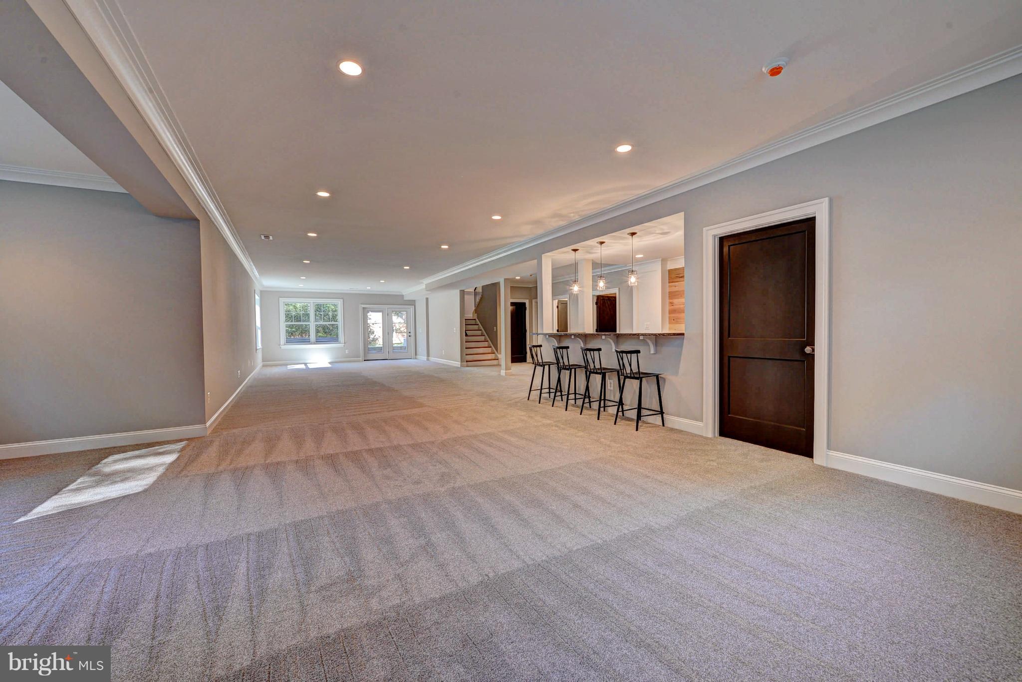 MC HENRY HEIGHTS - Residential