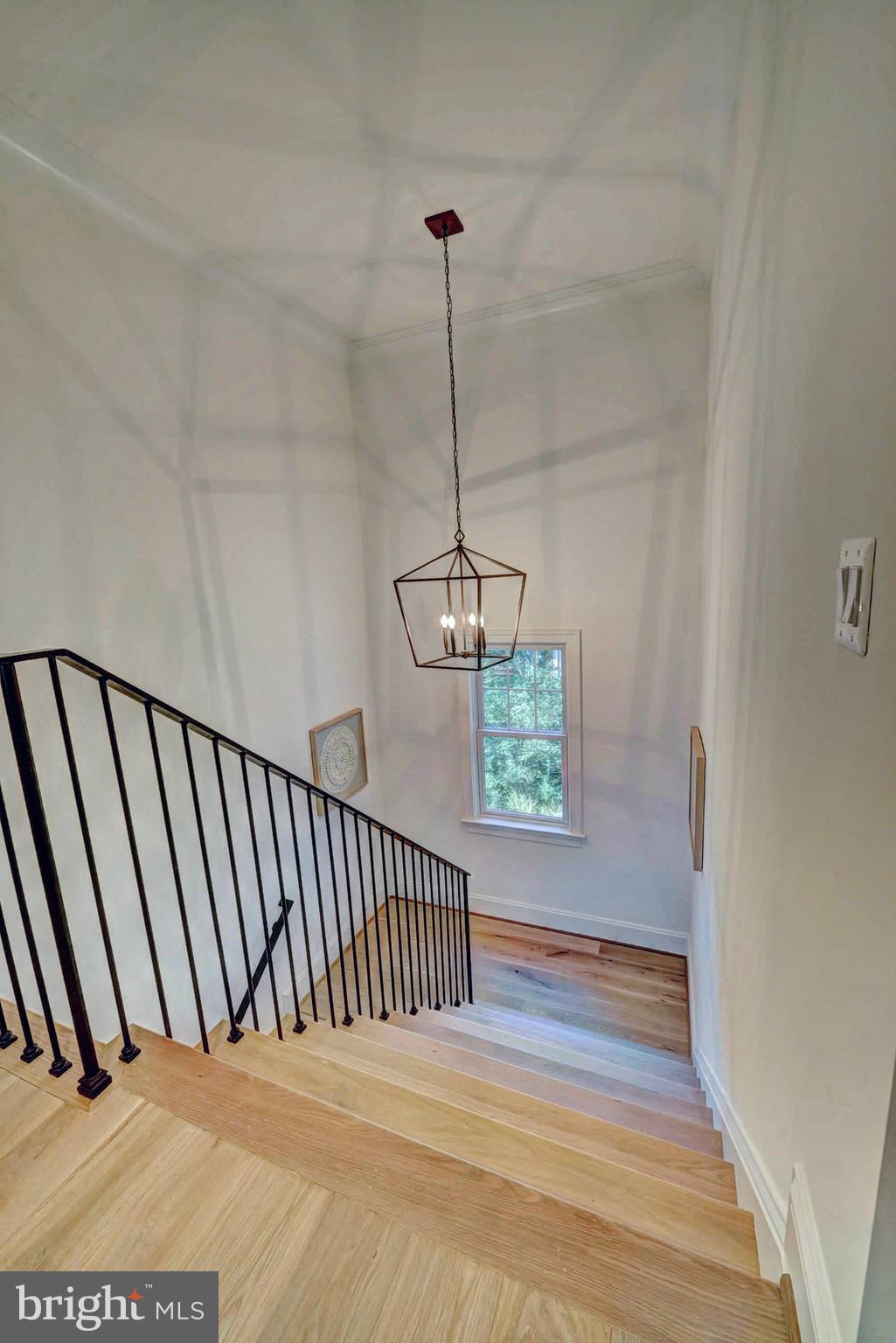 MC HENRY HEIGHTS - Residential