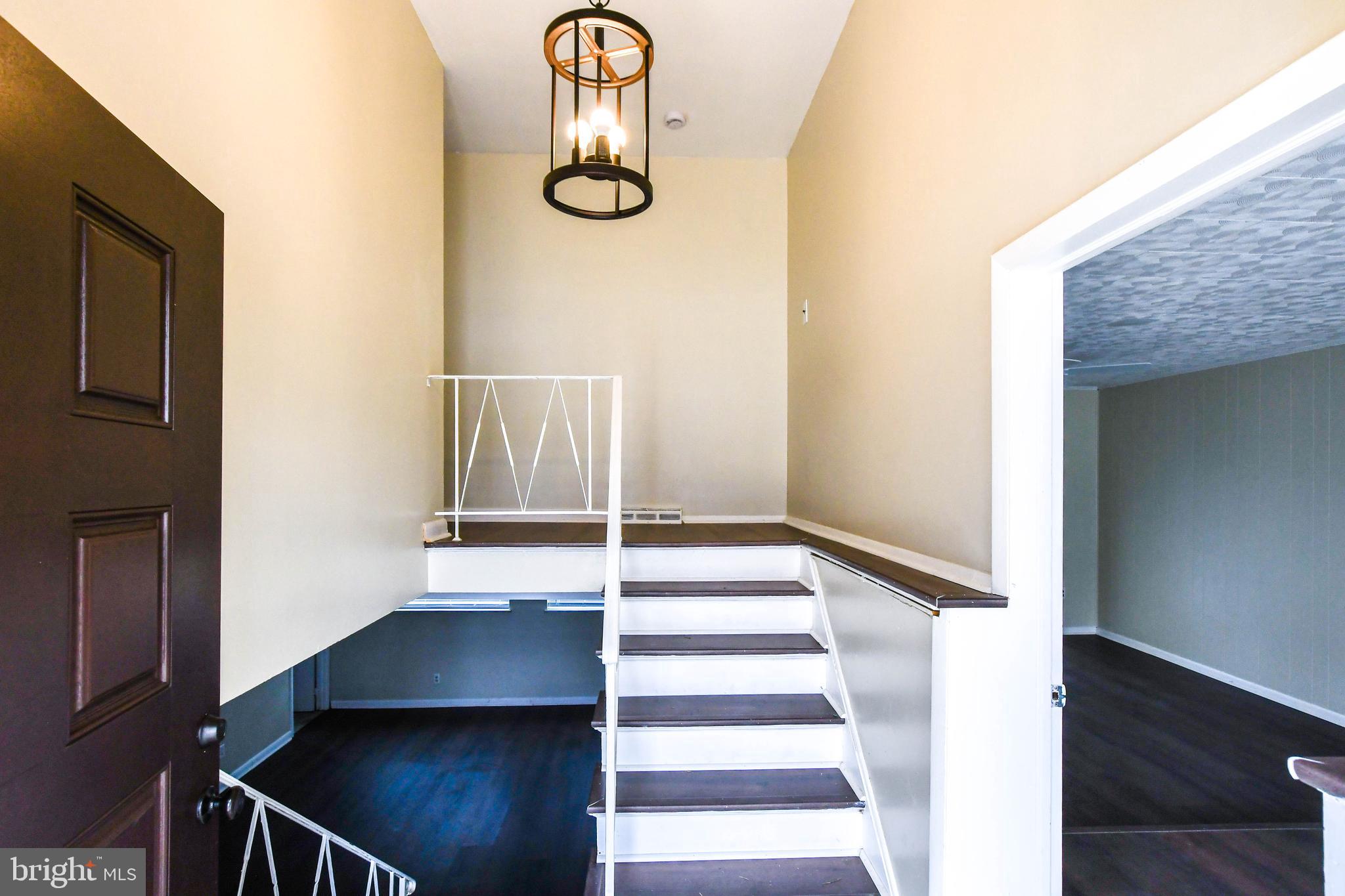 DARCEY ESTATES - Residential Lease