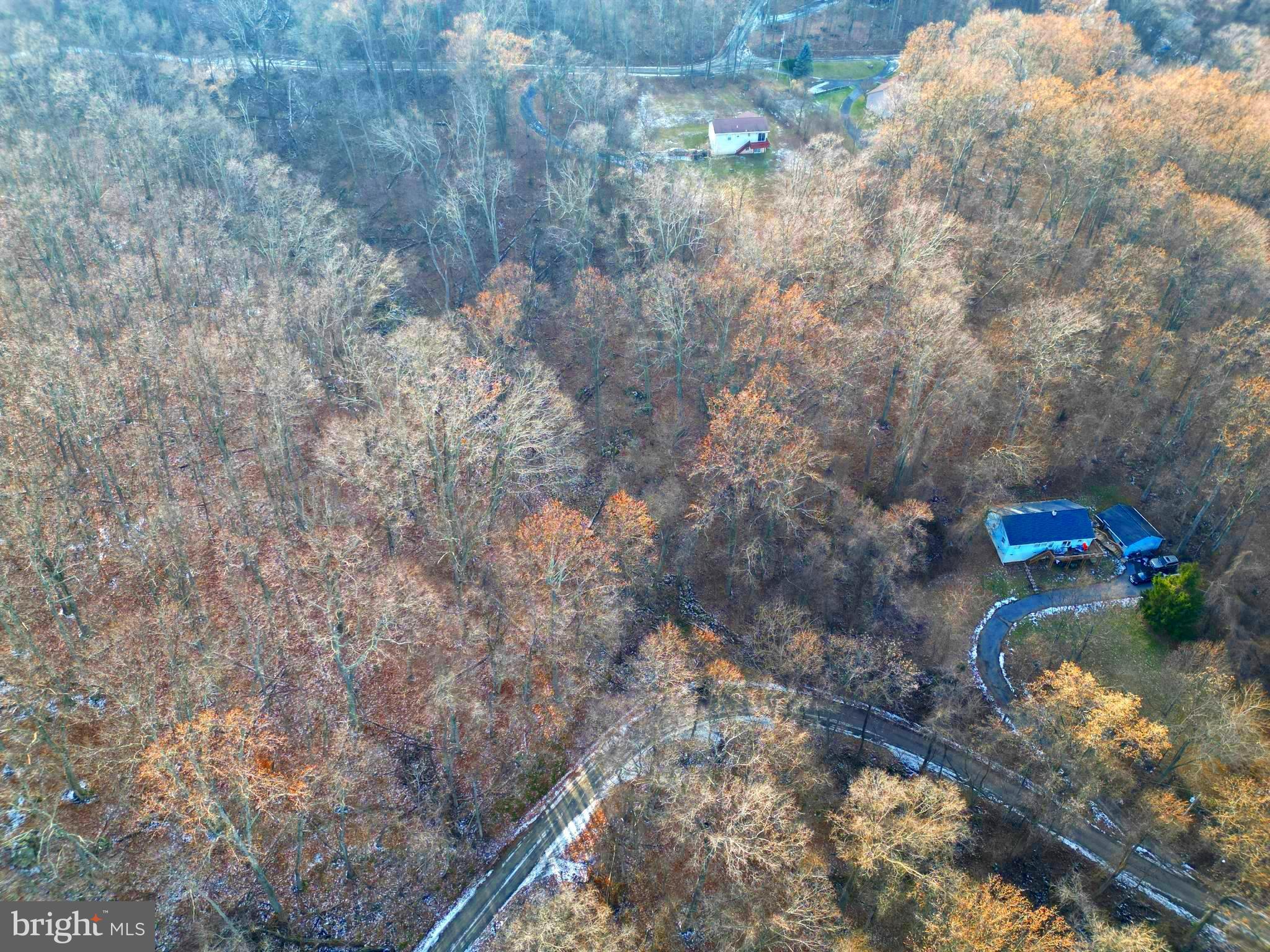 LAKE FRONT ROYAL - Land