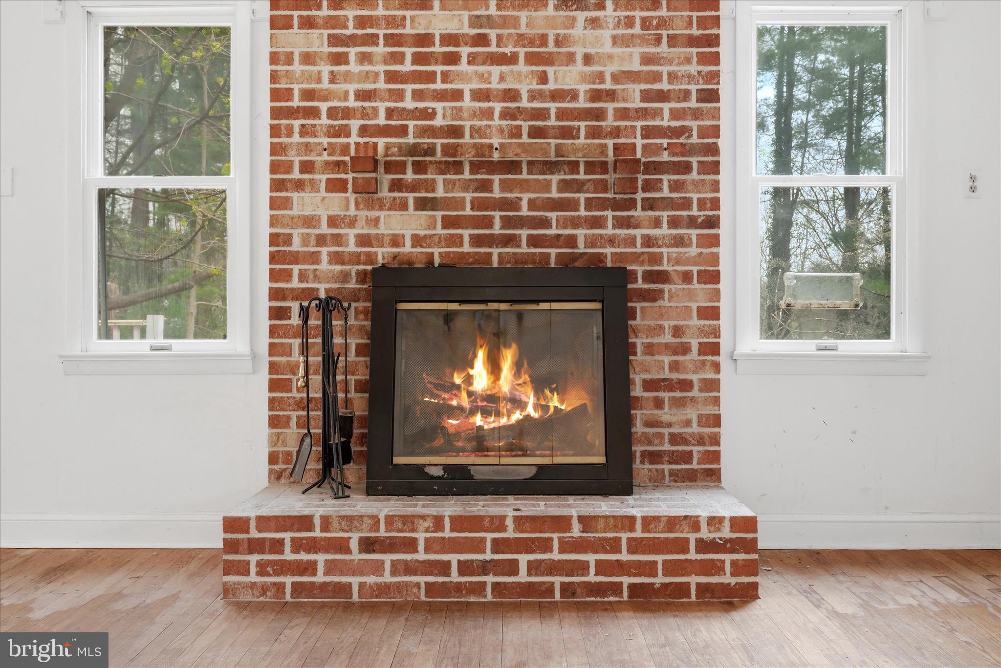 LOVETTSVILLE - Residential