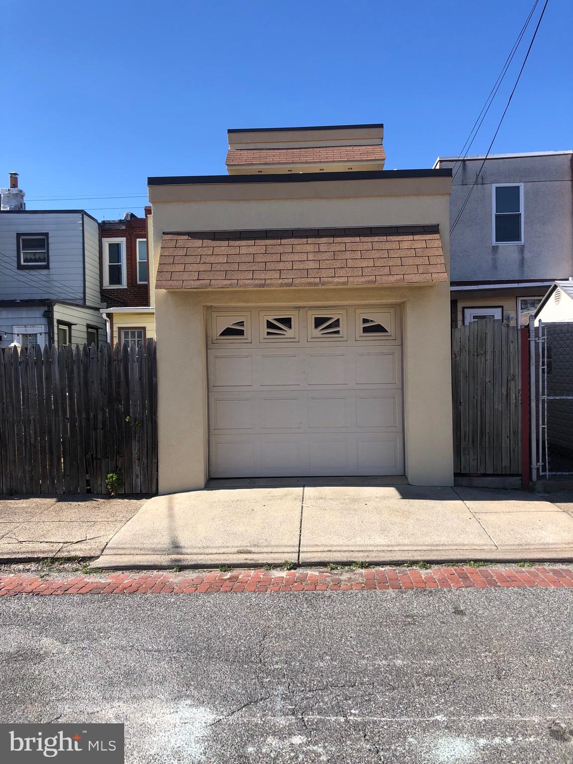 PORT RICHMOND - Residential