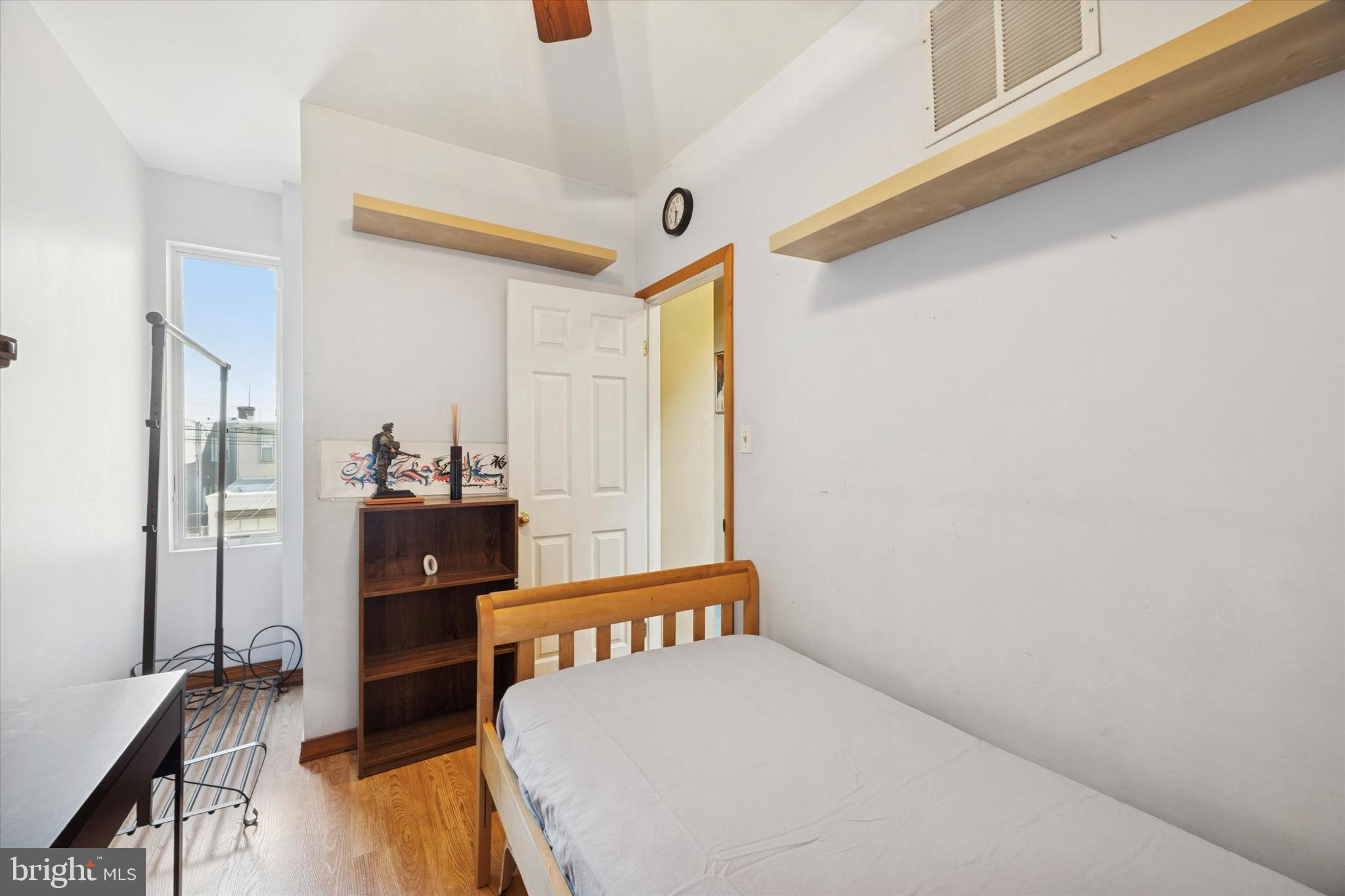 PORT RICHMOND - Residential