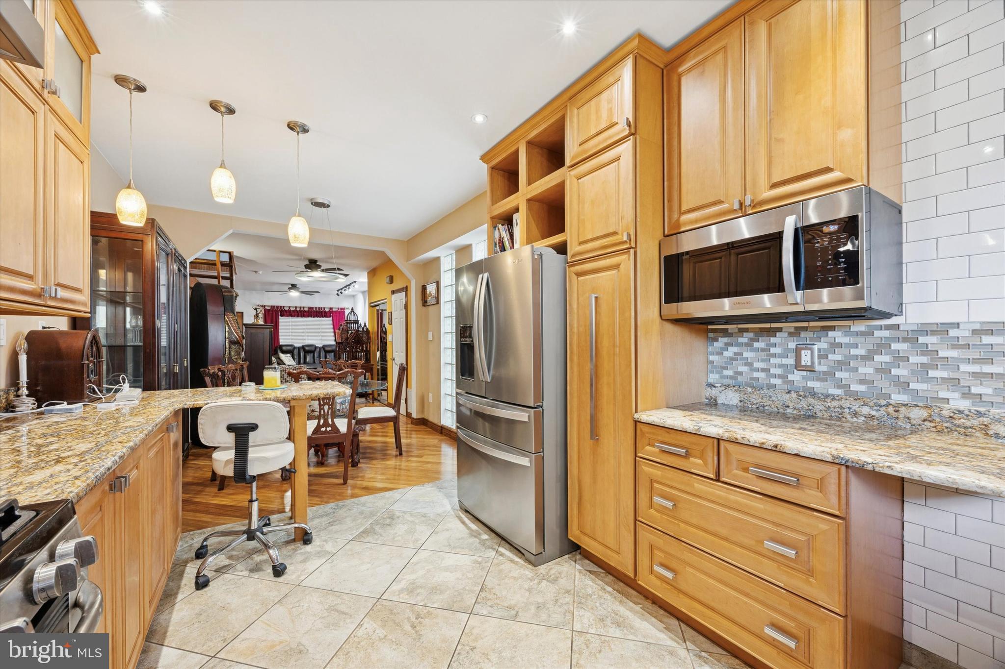 PORT RICHMOND - Residential