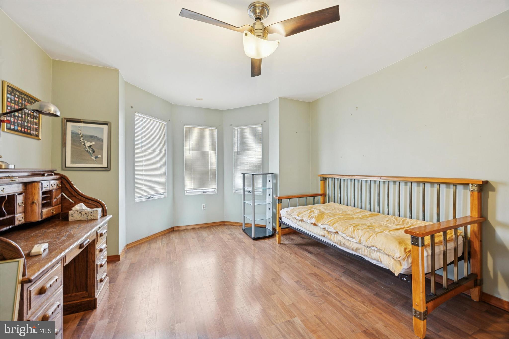 PORT RICHMOND - Residential