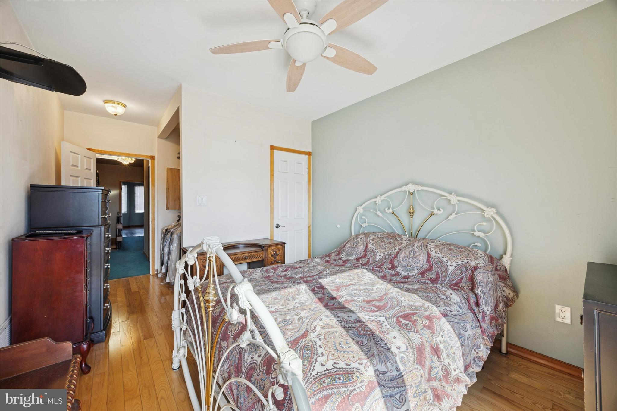 PORT RICHMOND - Residential