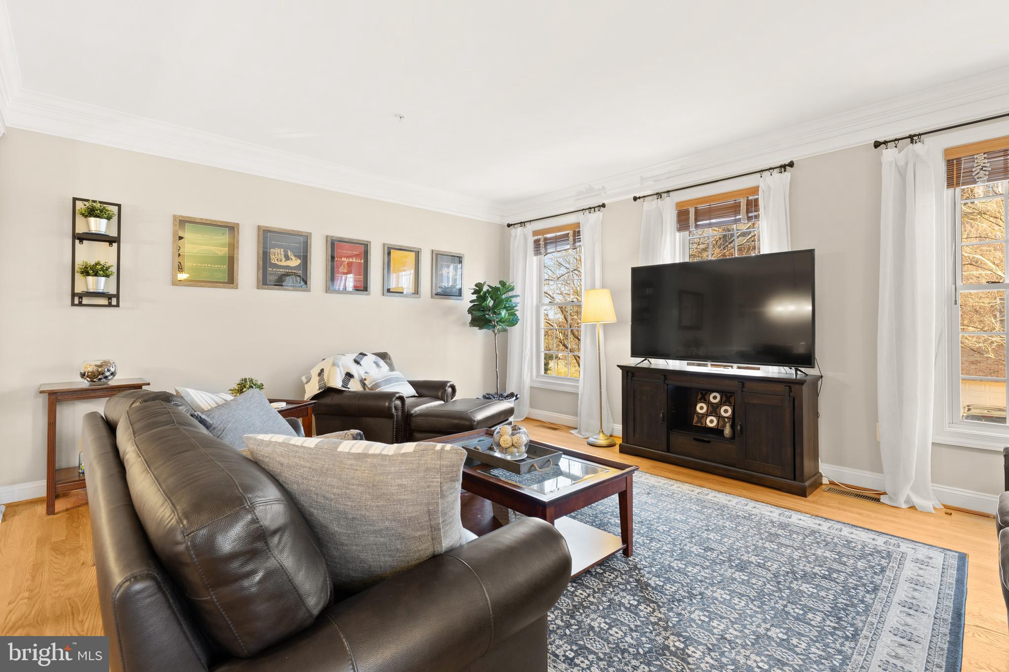 FALLSWOOD COURT - Residential