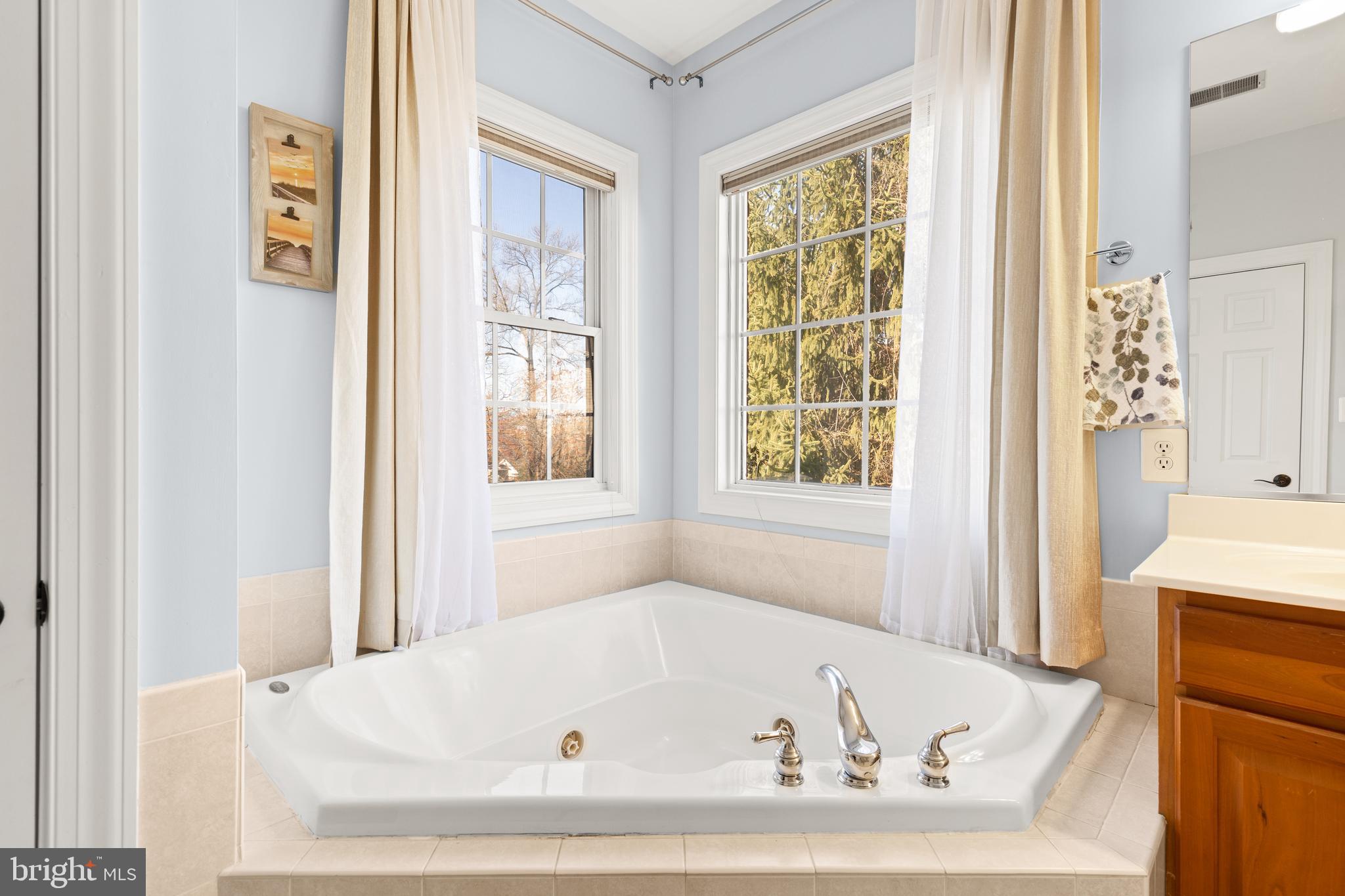 FALLSWOOD COURT - Residential