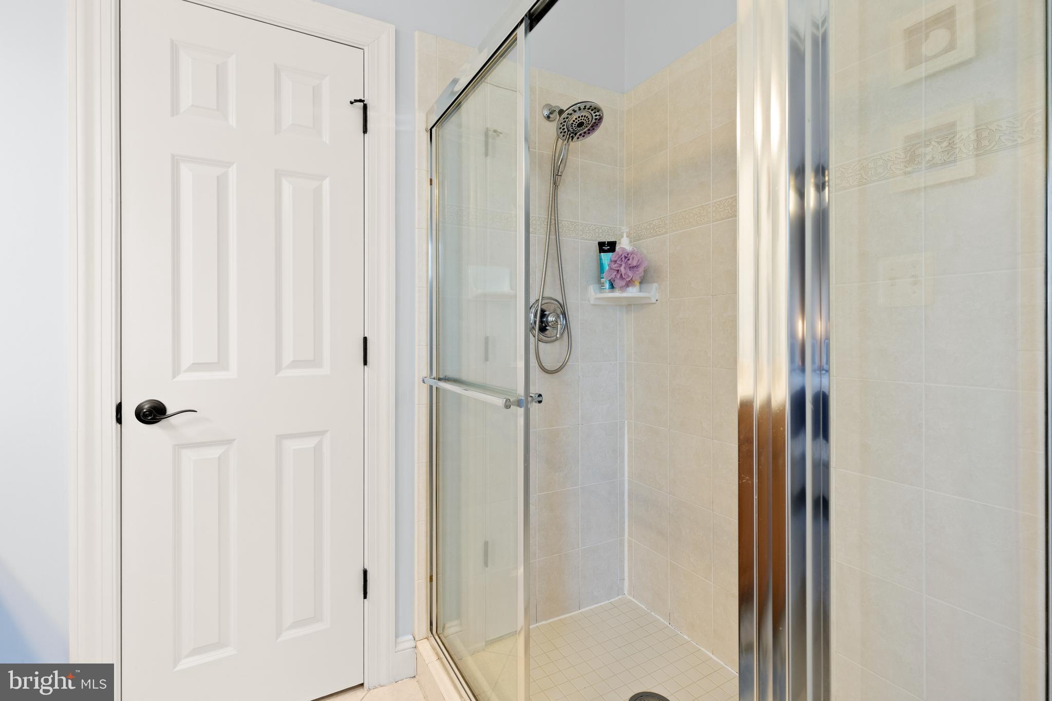 FALLSWOOD COURT - Residential