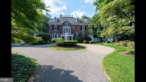 605 BANK AVENUE RIVERTON NJ 08077