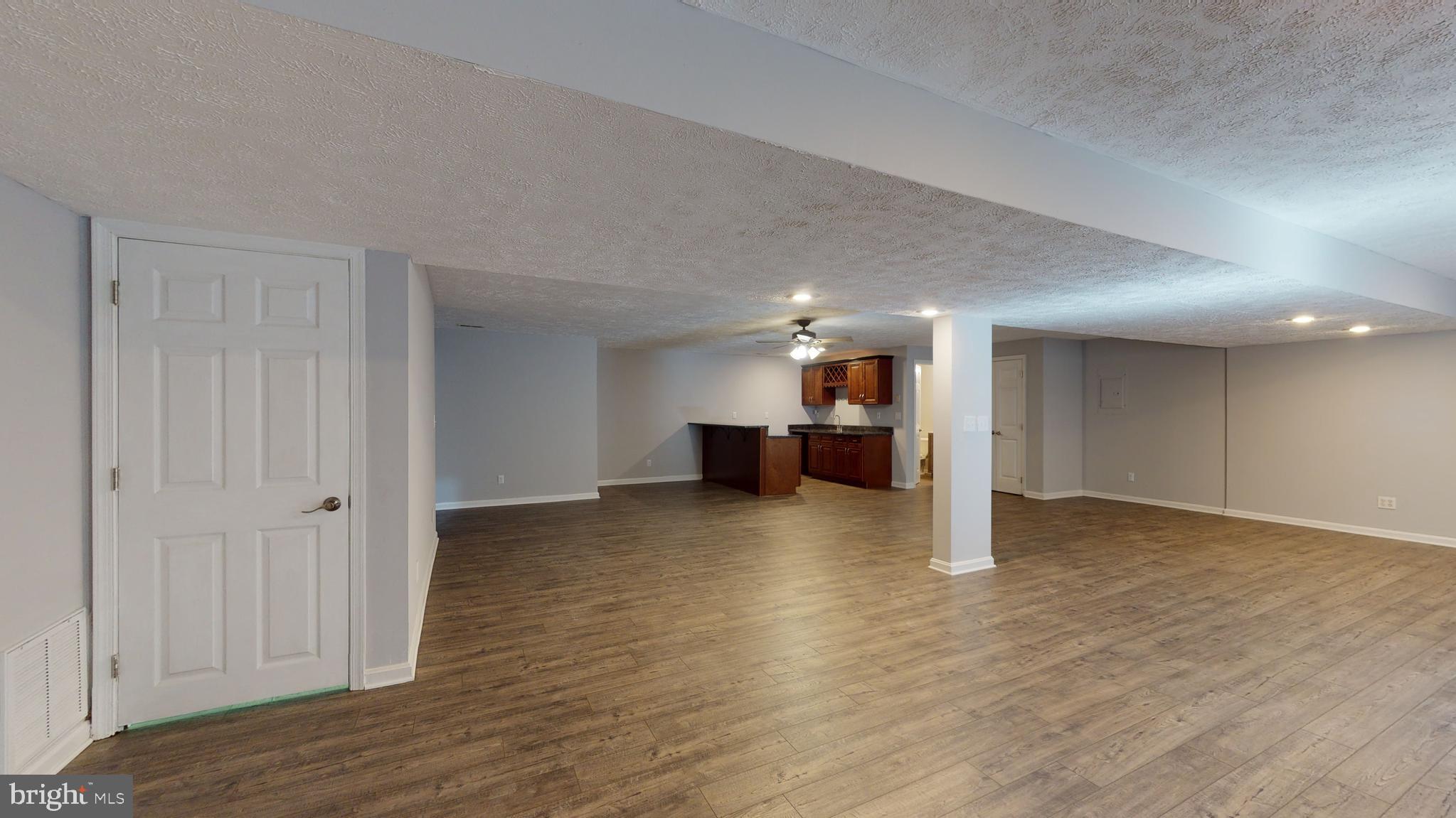 ESSEX SOUTH - Residential