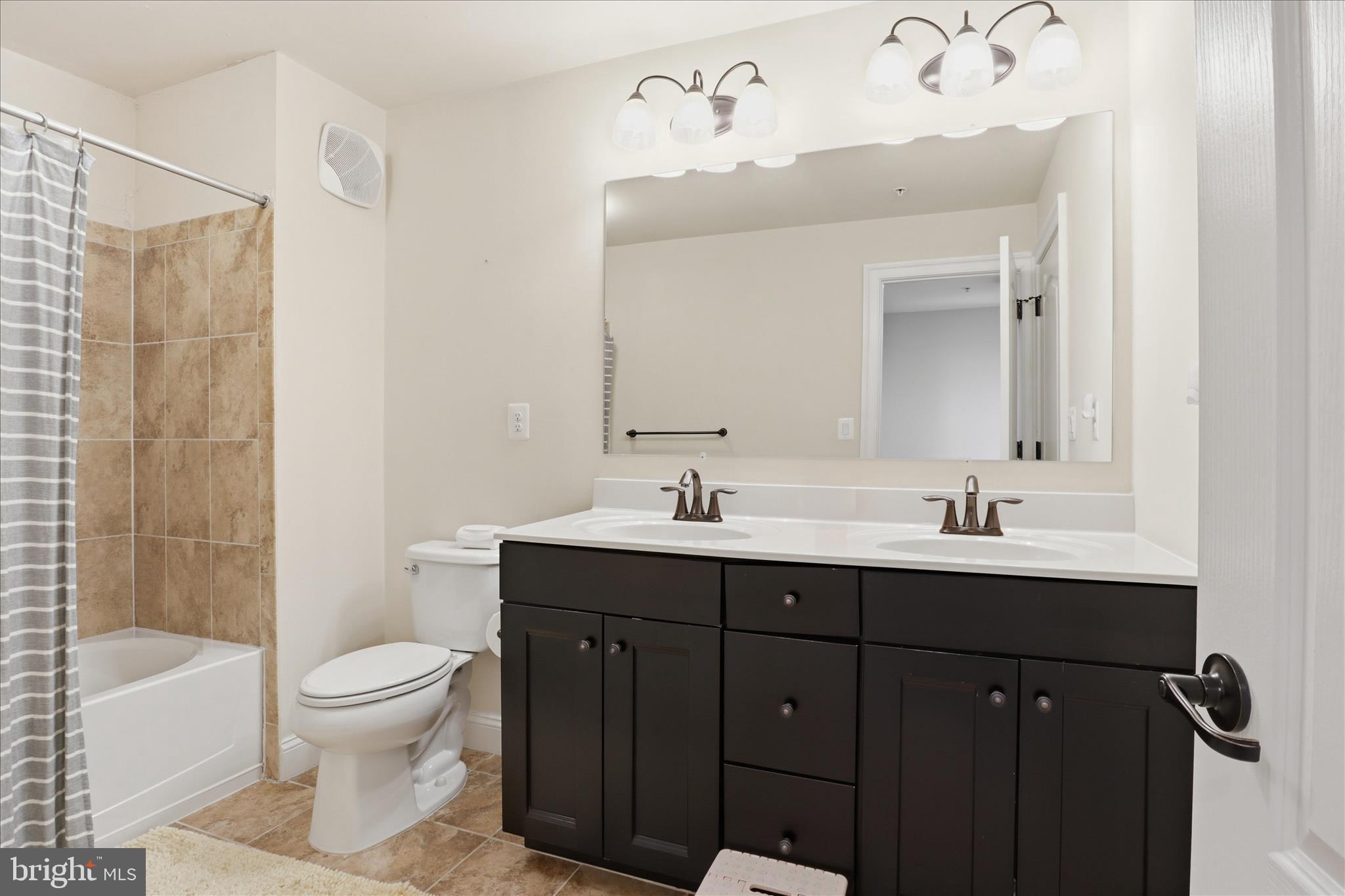 PRESERVE AT GOOSE CREEK - Residential