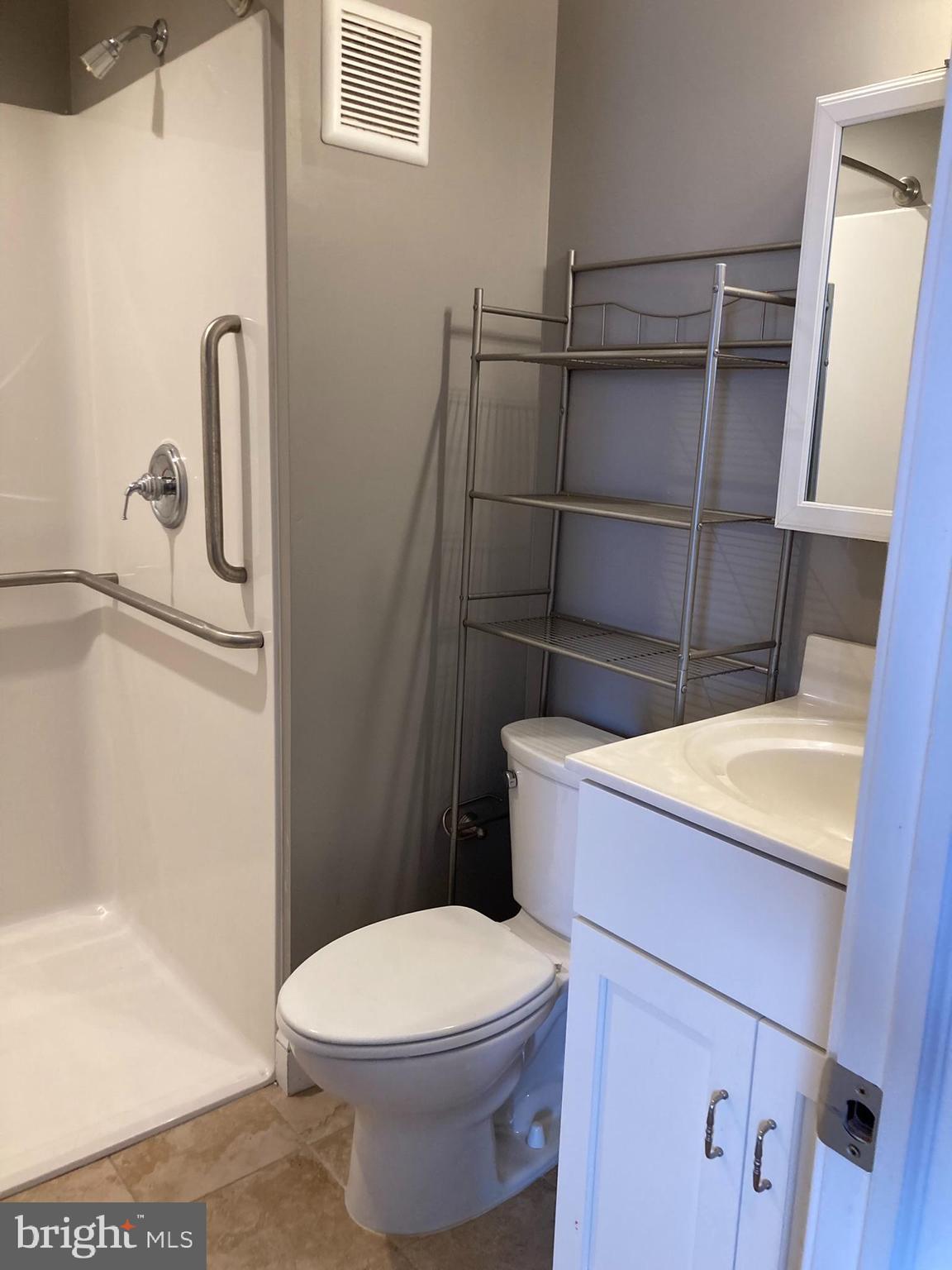 DOWNTOWN HAGERSTOWN - Residential Lease