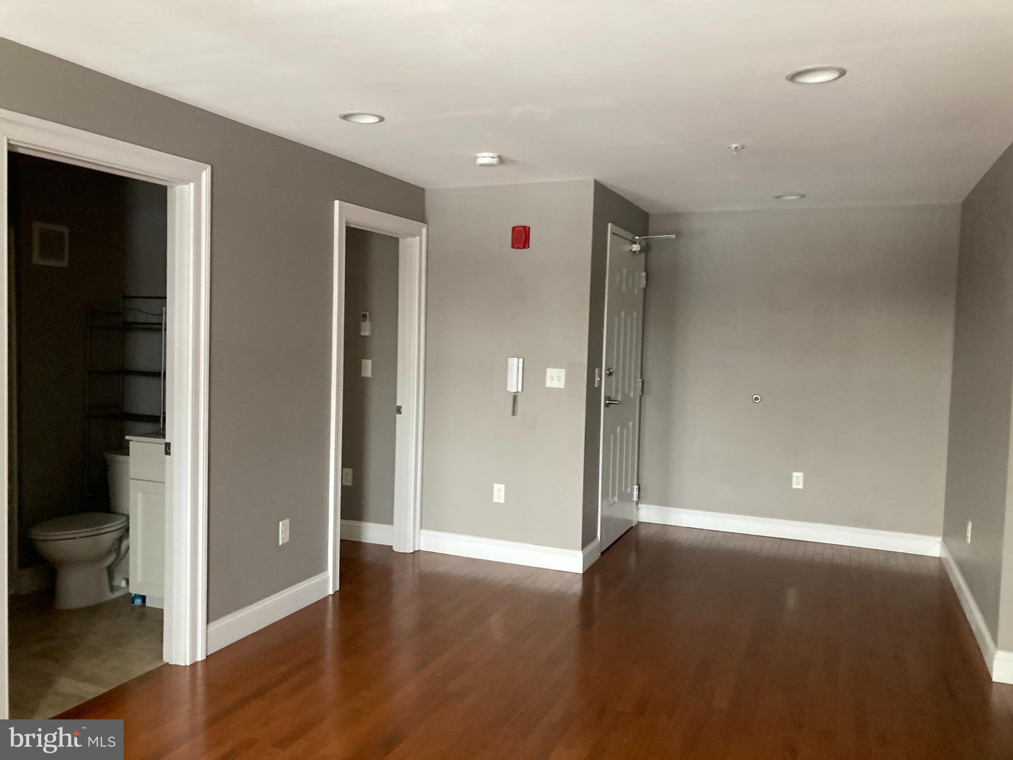 DOWNTOWN HAGERSTOWN - Residential Lease