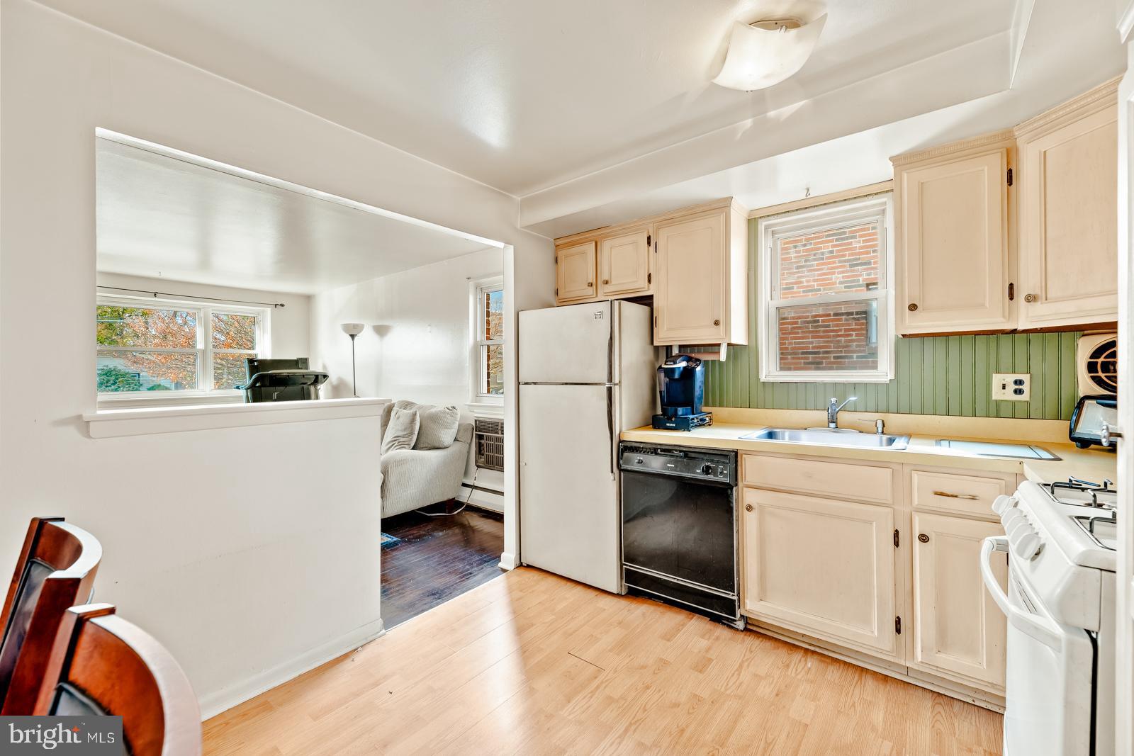 TORRESDALE (EAST) - Residential Income