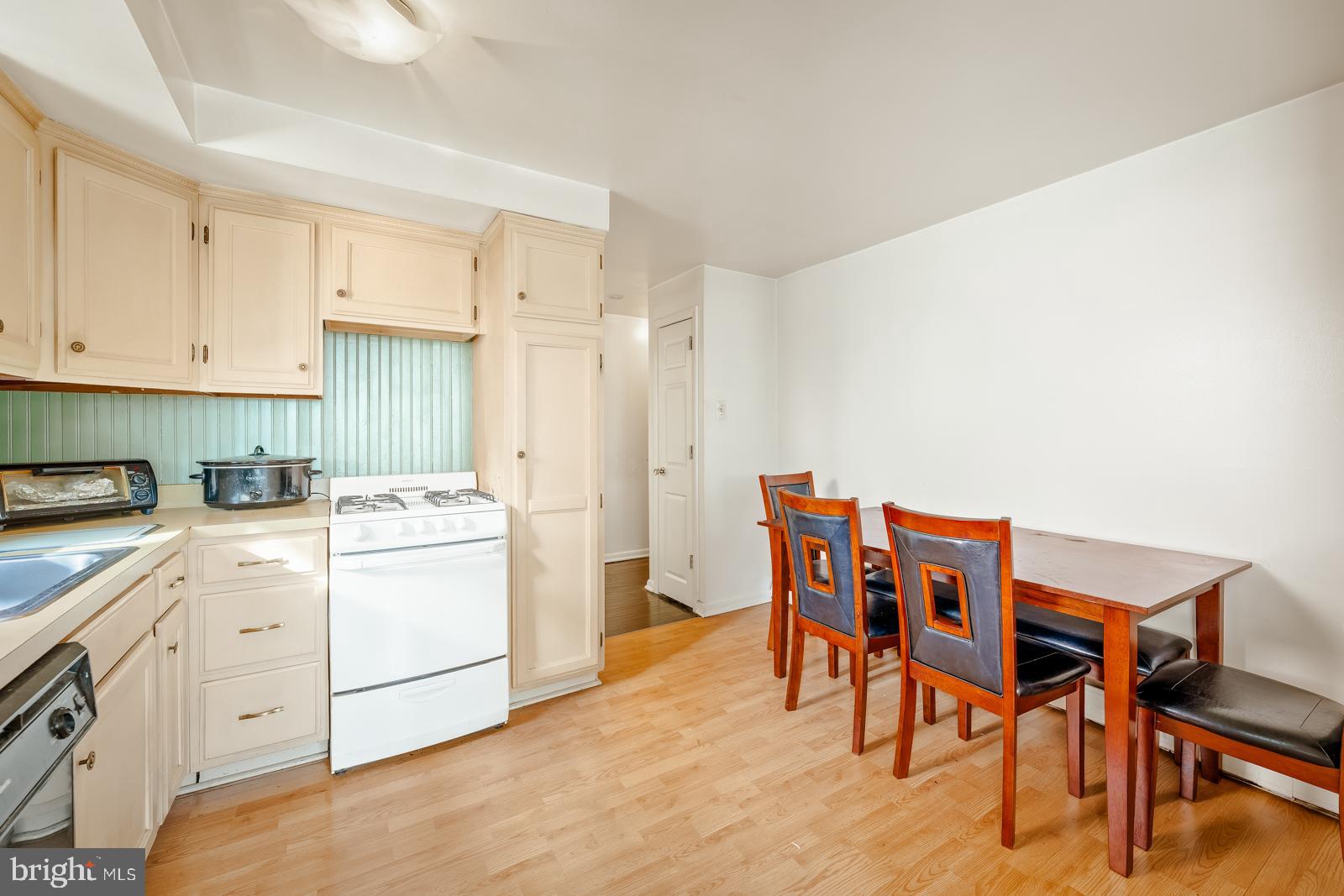 TORRESDALE (EAST) - Residential Income