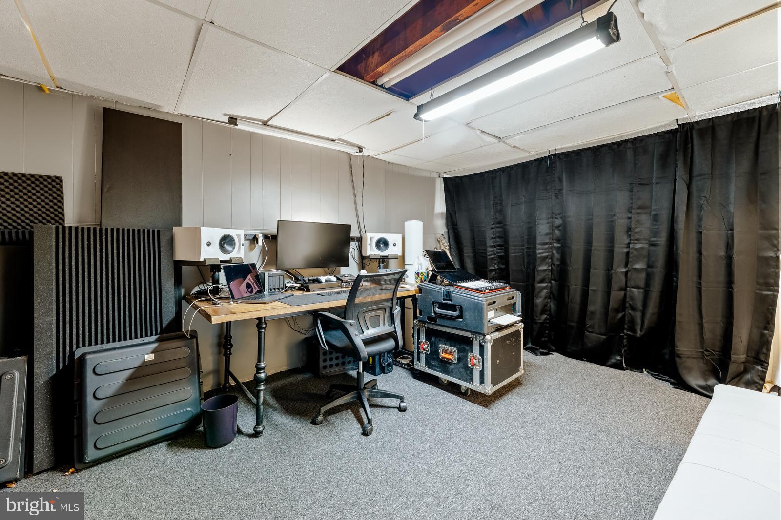 TORRESDALE (EAST) - Residential Income