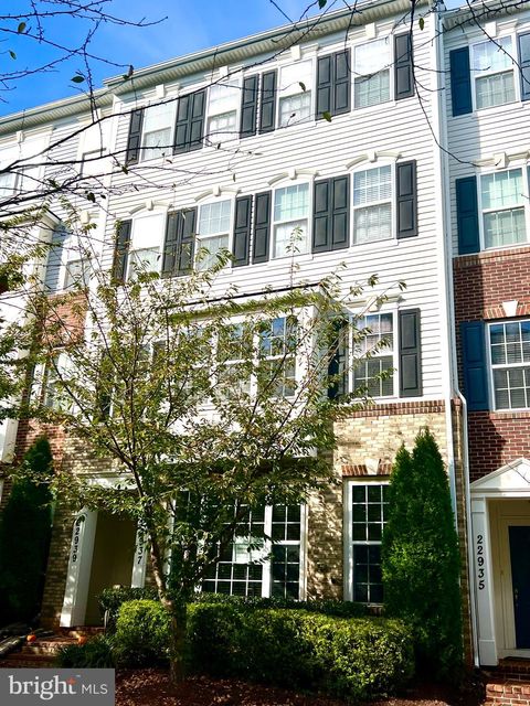 22937 SPICEBUSH DRIVE 1471 CLARKSBURG MD 20871