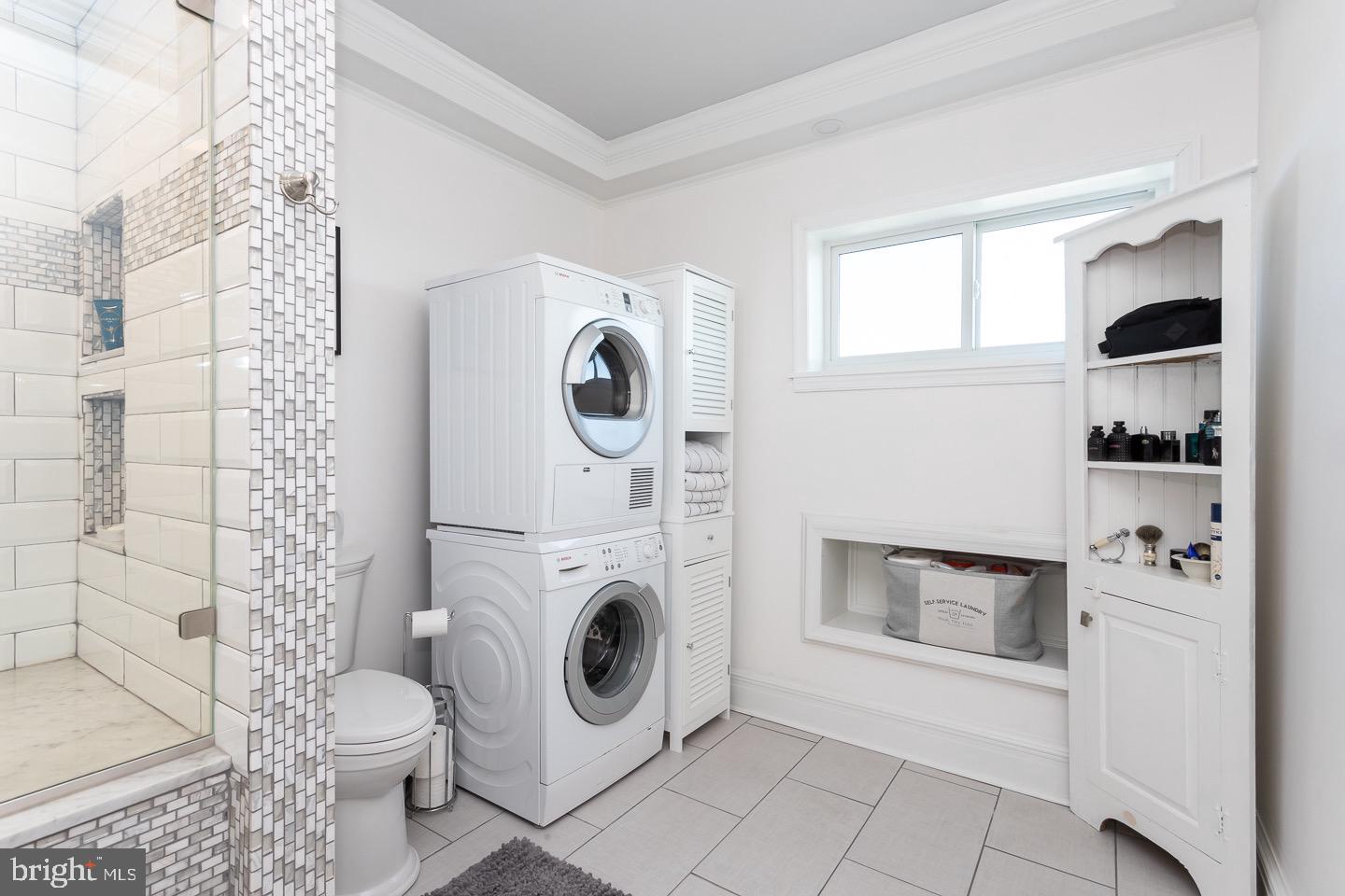 SOCIETY HILL - Residential Lease