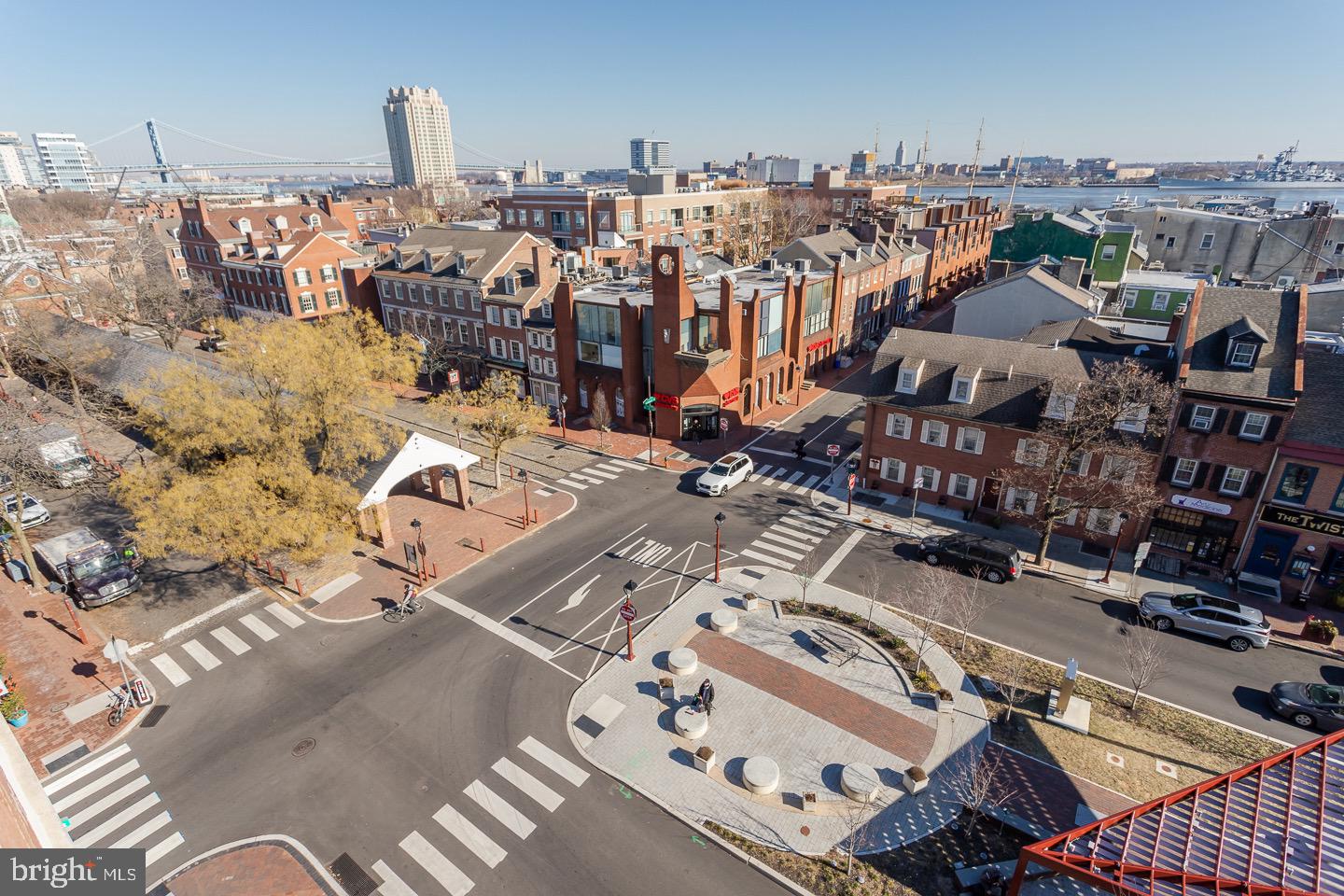 SOCIETY HILL - Residential Lease