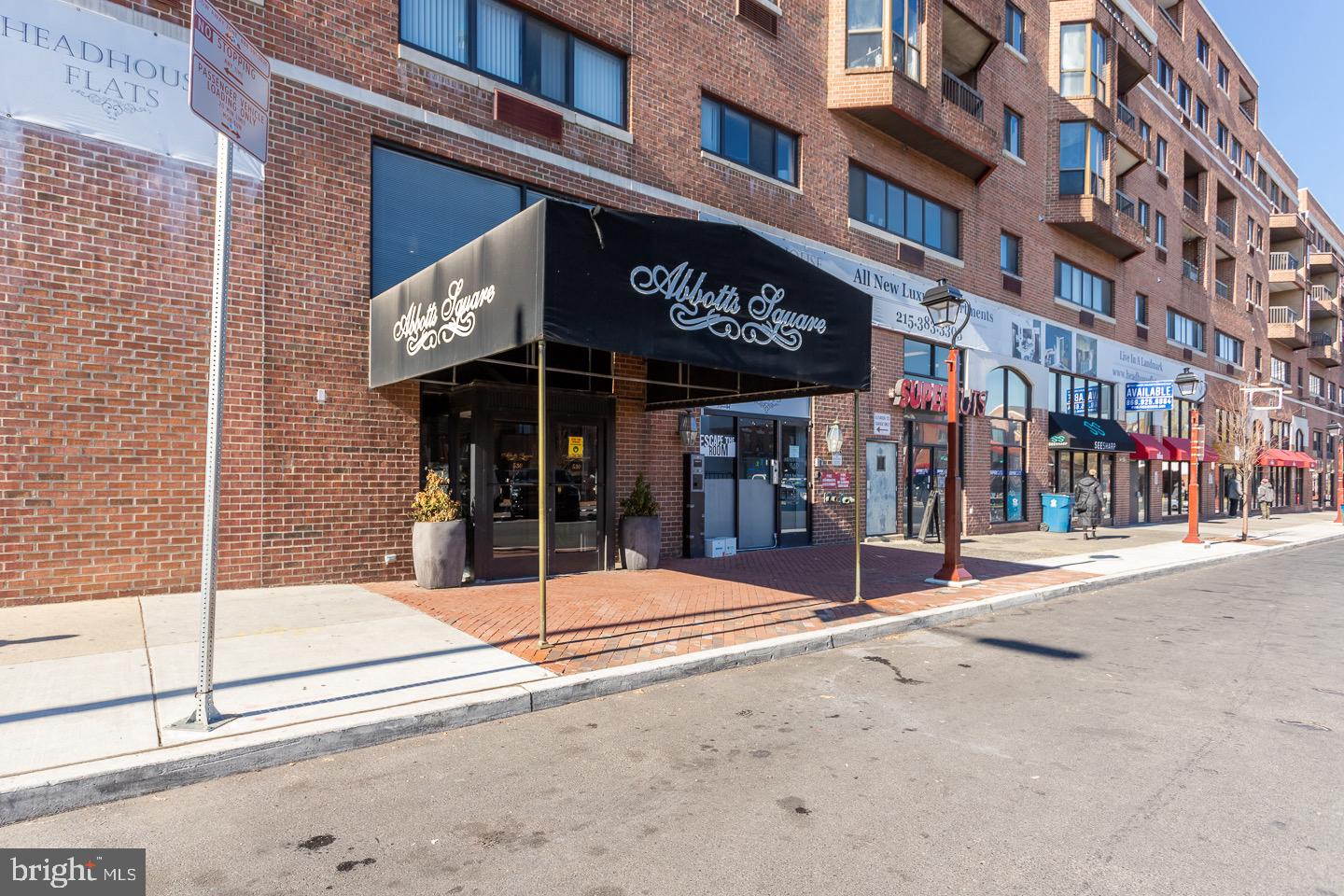 SOCIETY HILL - Residential Lease