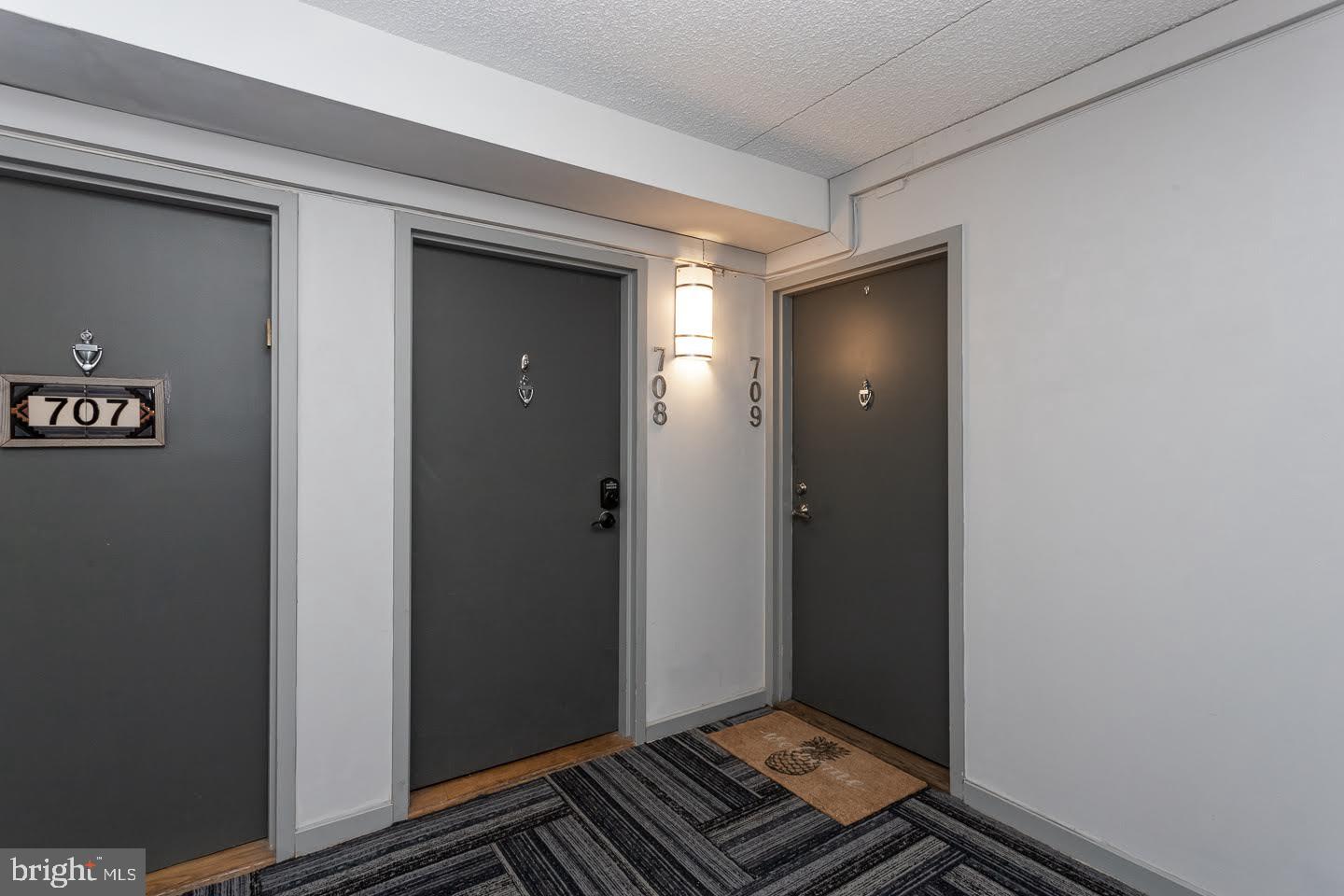 SOCIETY HILL - Residential Lease