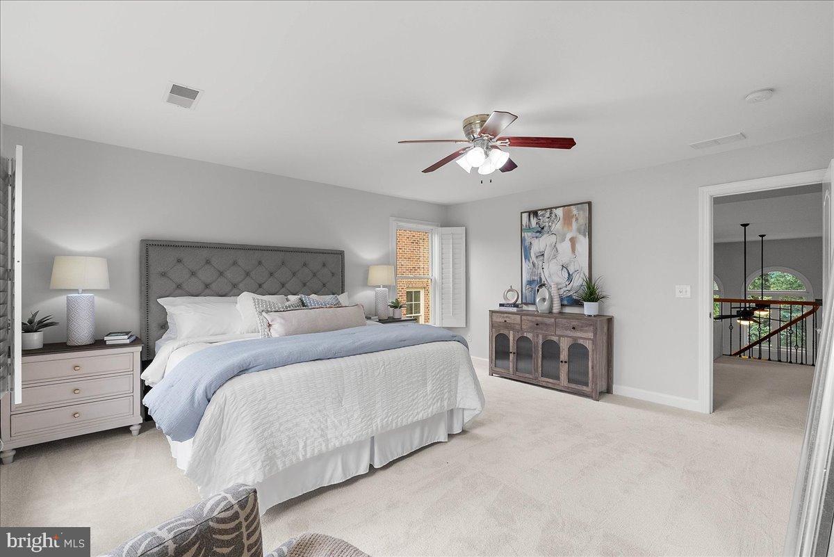 RIVER CREEK - Residential