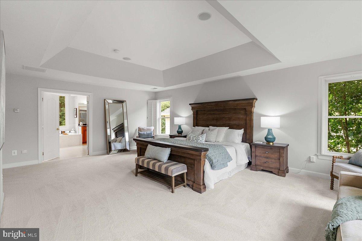 RIVER CREEK - Residential