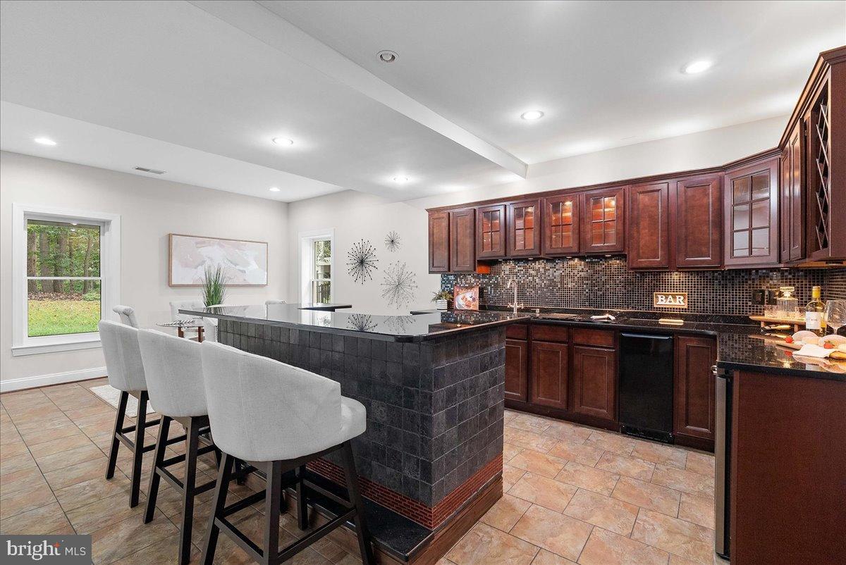 RIVER CREEK - Residential