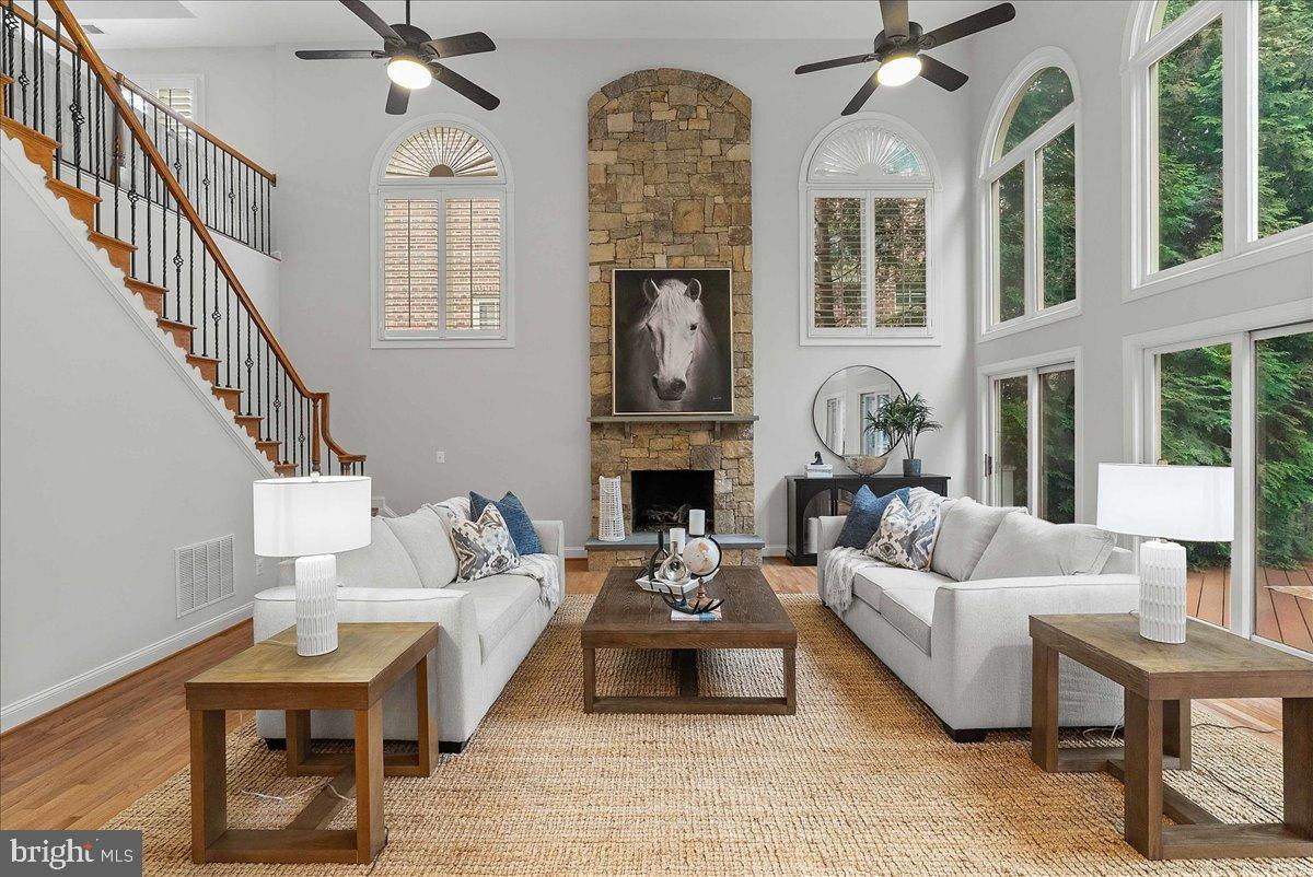 RIVER CREEK - Residential