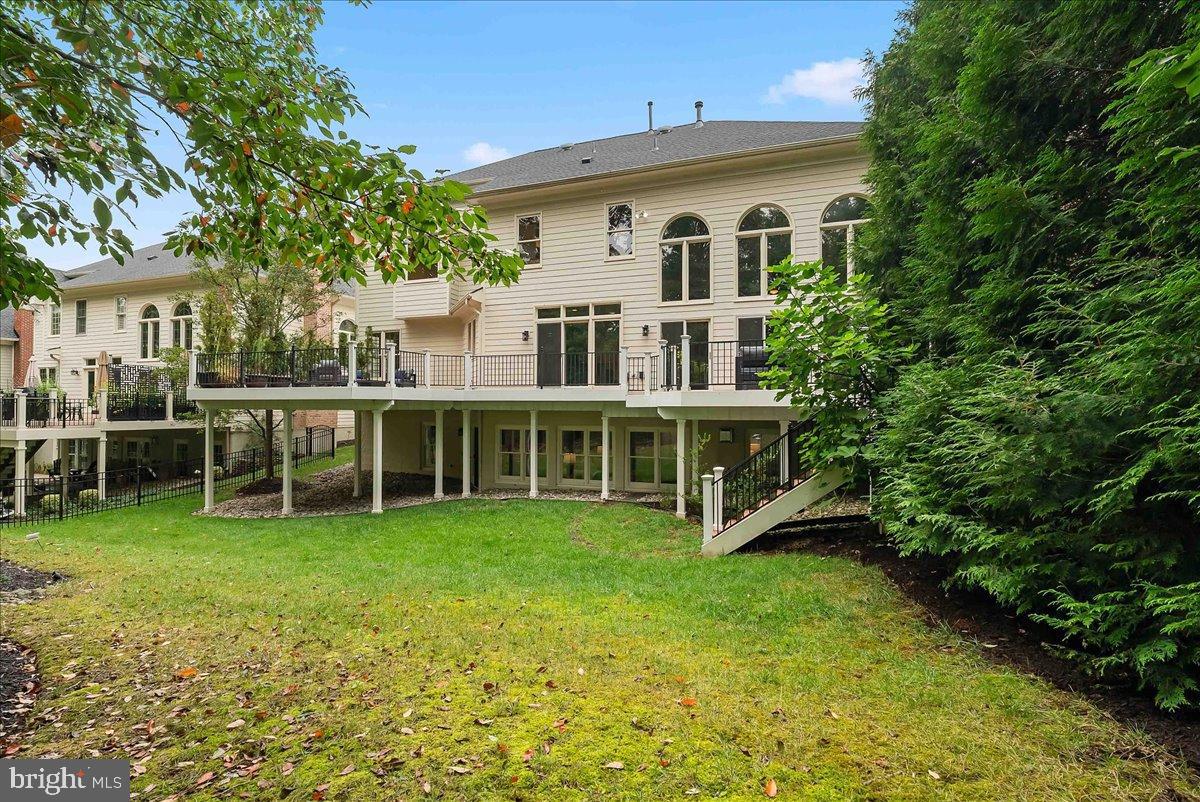 RIVER CREEK - Residential