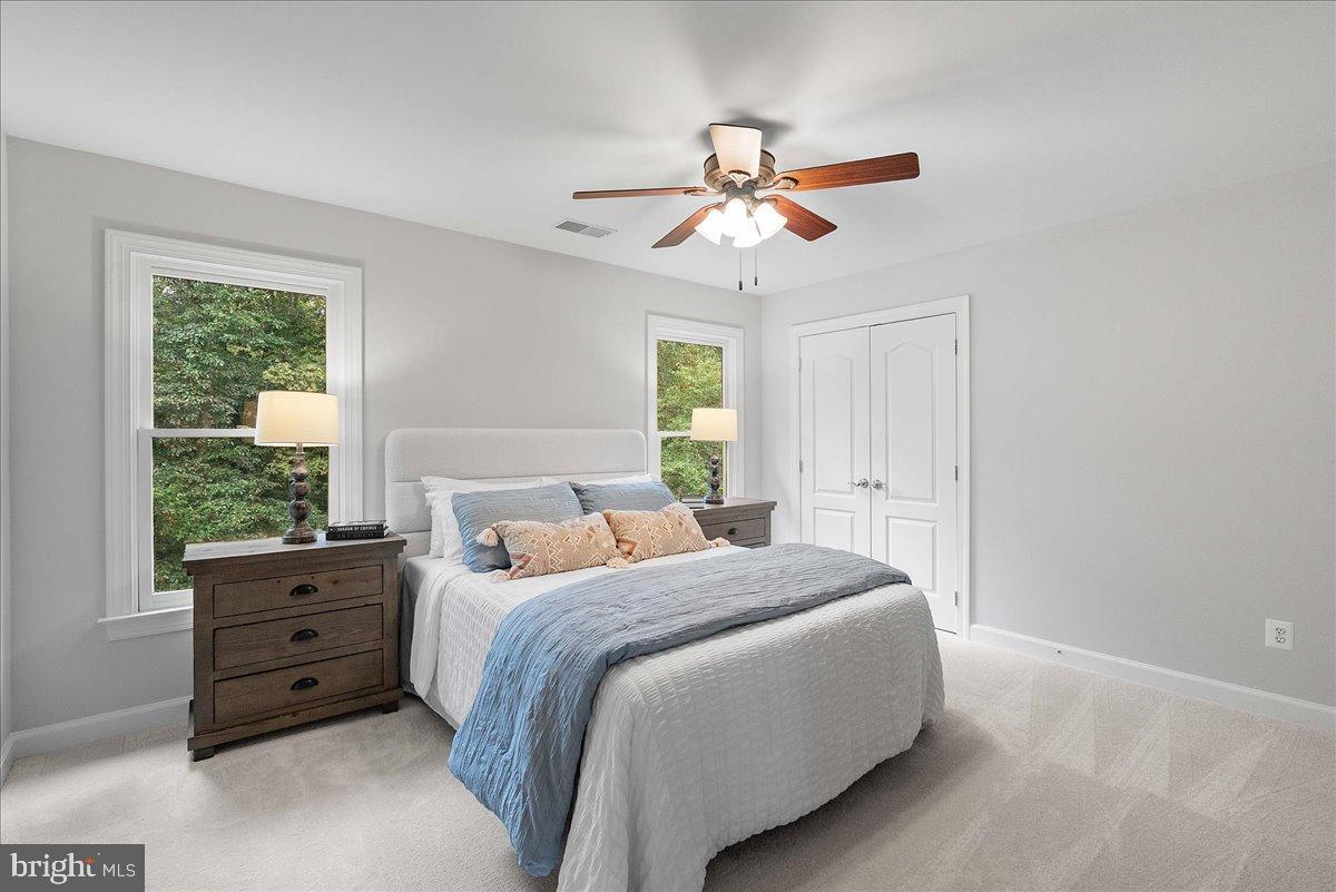 RIVER CREEK - Residential