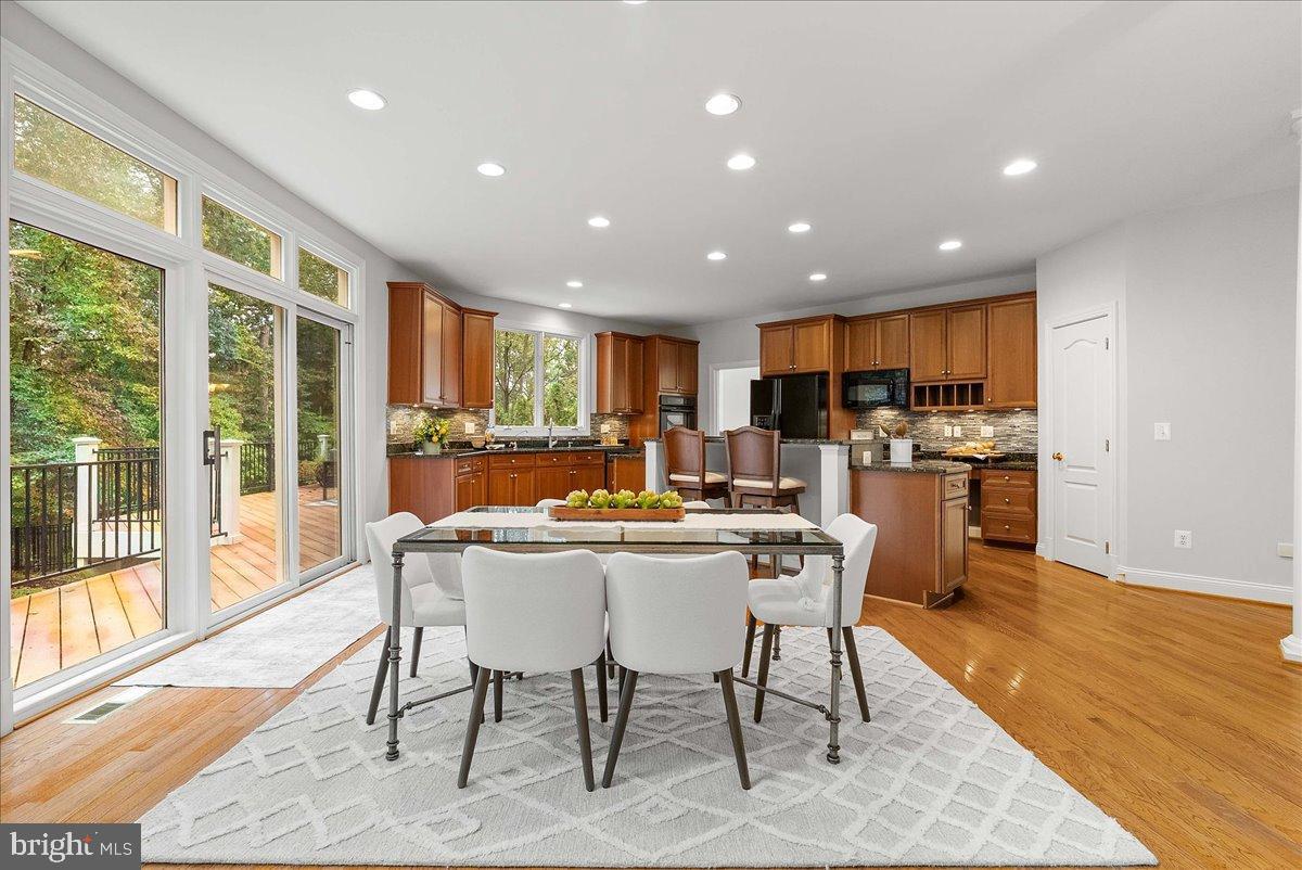 RIVER CREEK - Residential