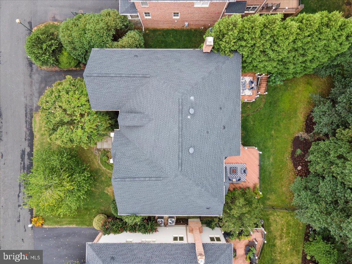 RIVER CREEK - Residential