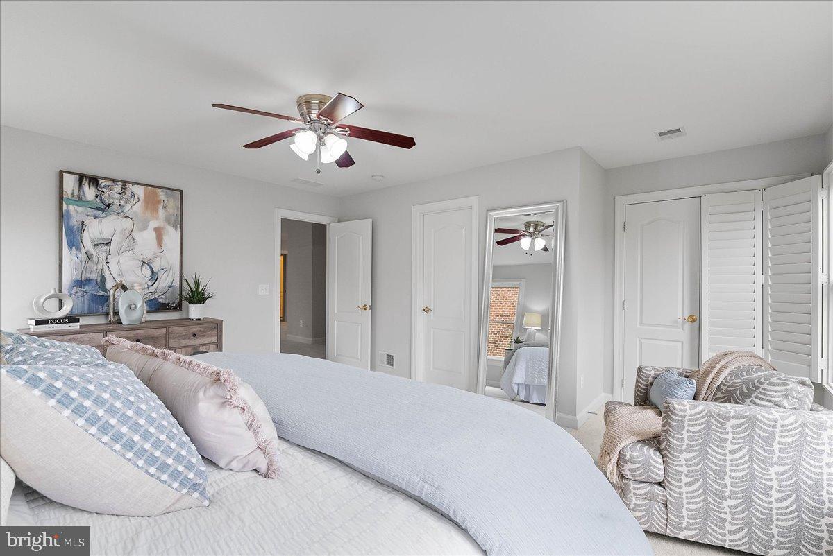 RIVER CREEK - Residential