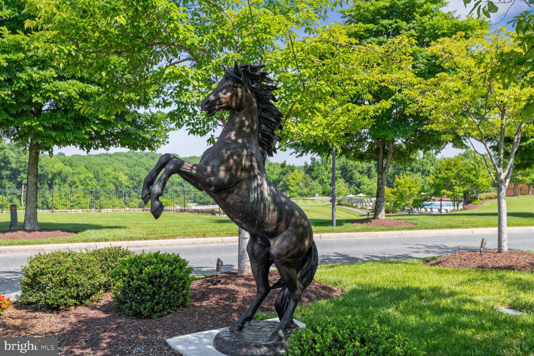 MARLBORO RIDGE - Residential