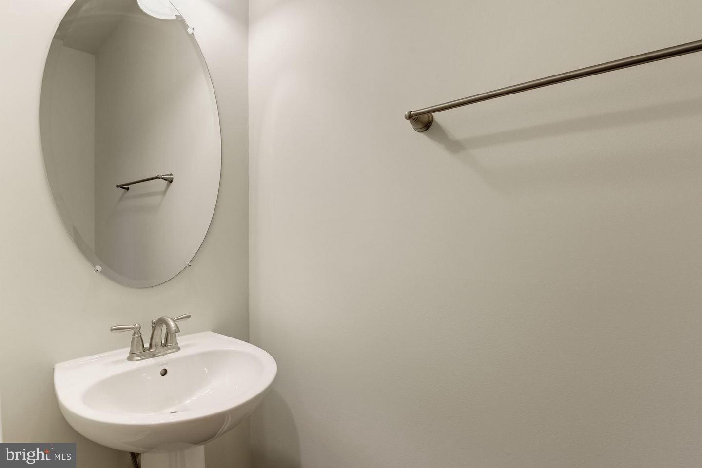 BELMONT RUN - Residential Lease