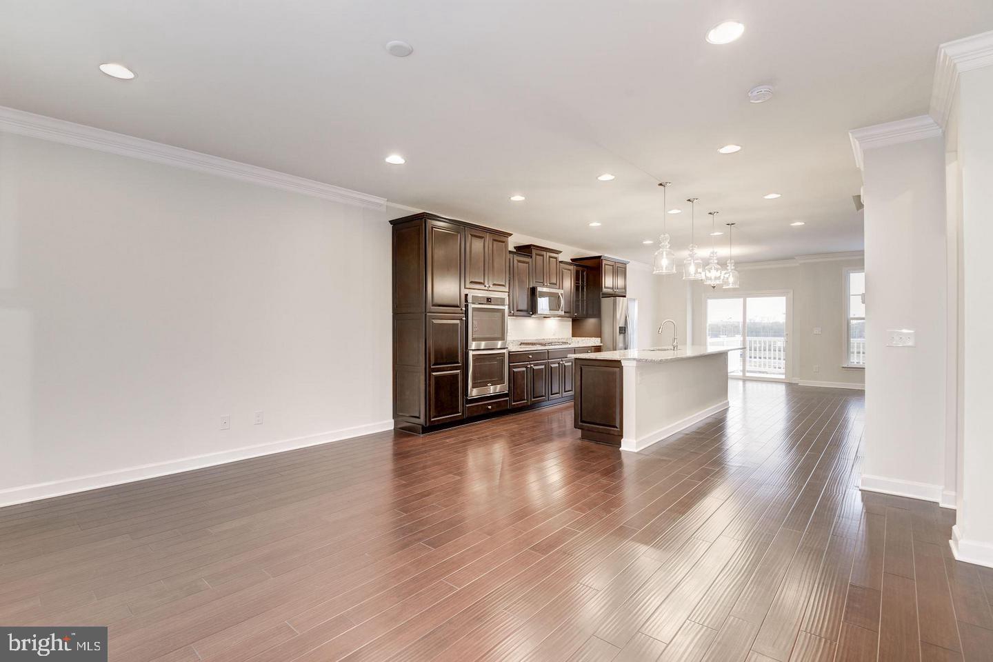 BELMONT RUN - Residential Lease